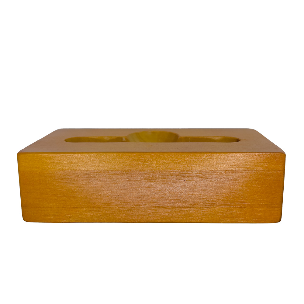 Picture of Wooden Phone Amplifier