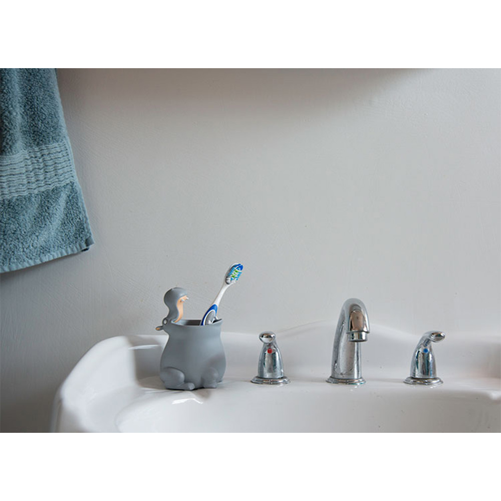 Picture of Hippo Pen Holder