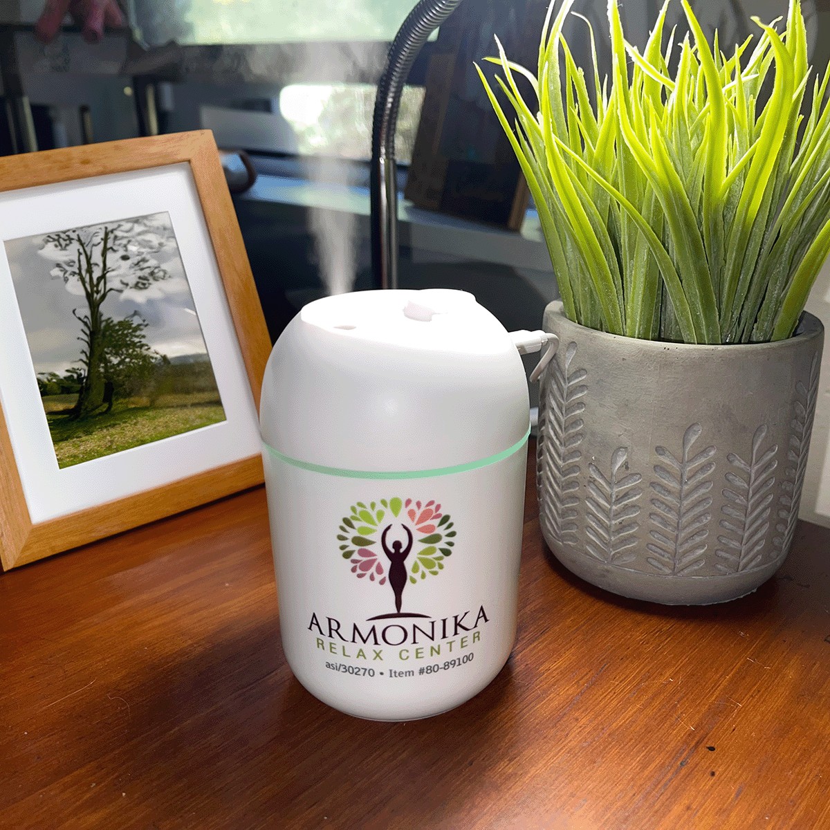 Picture of Humidifier w/Essential Oil Diffuser