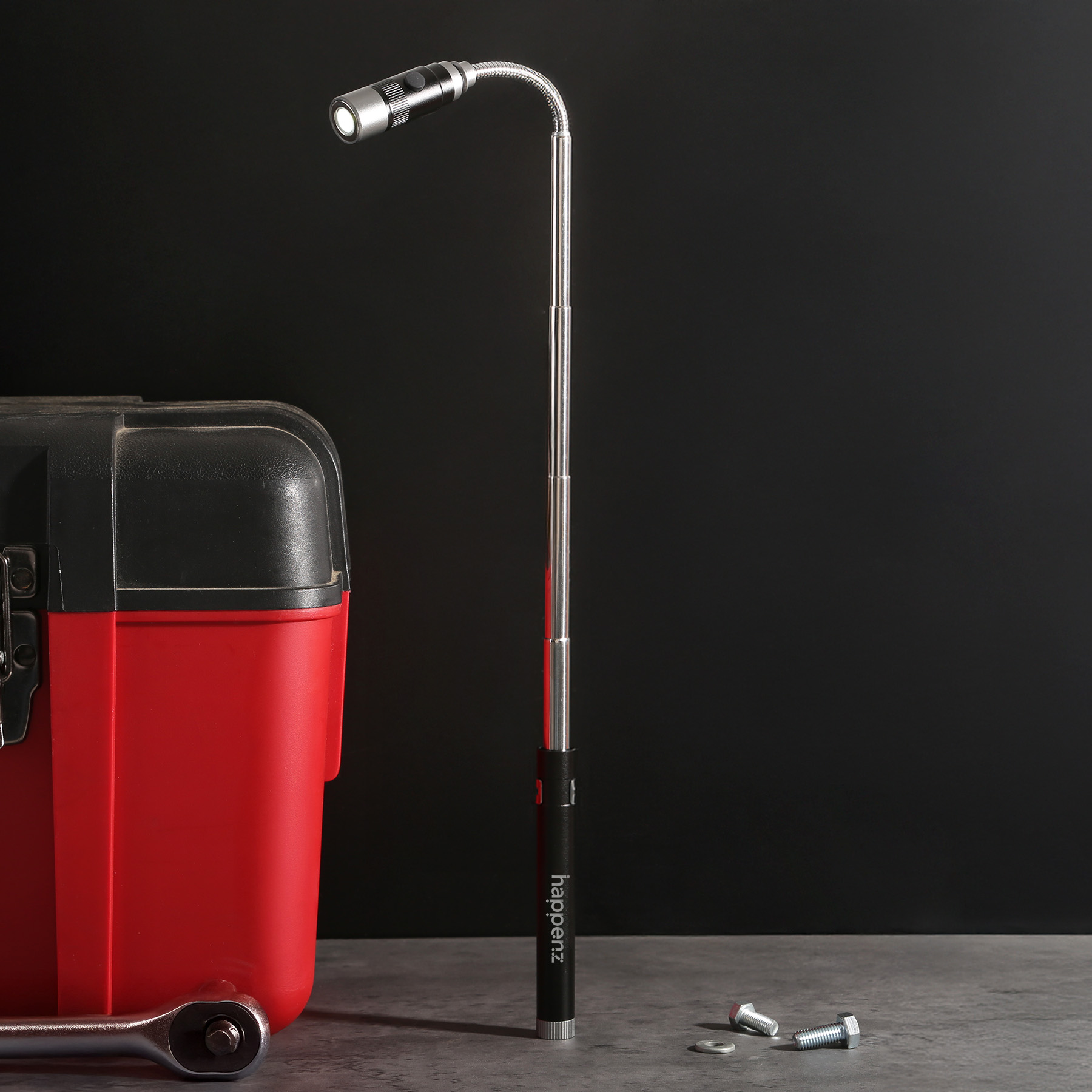 Picture of reNew Rechargeable Telescopic Work Flashlight