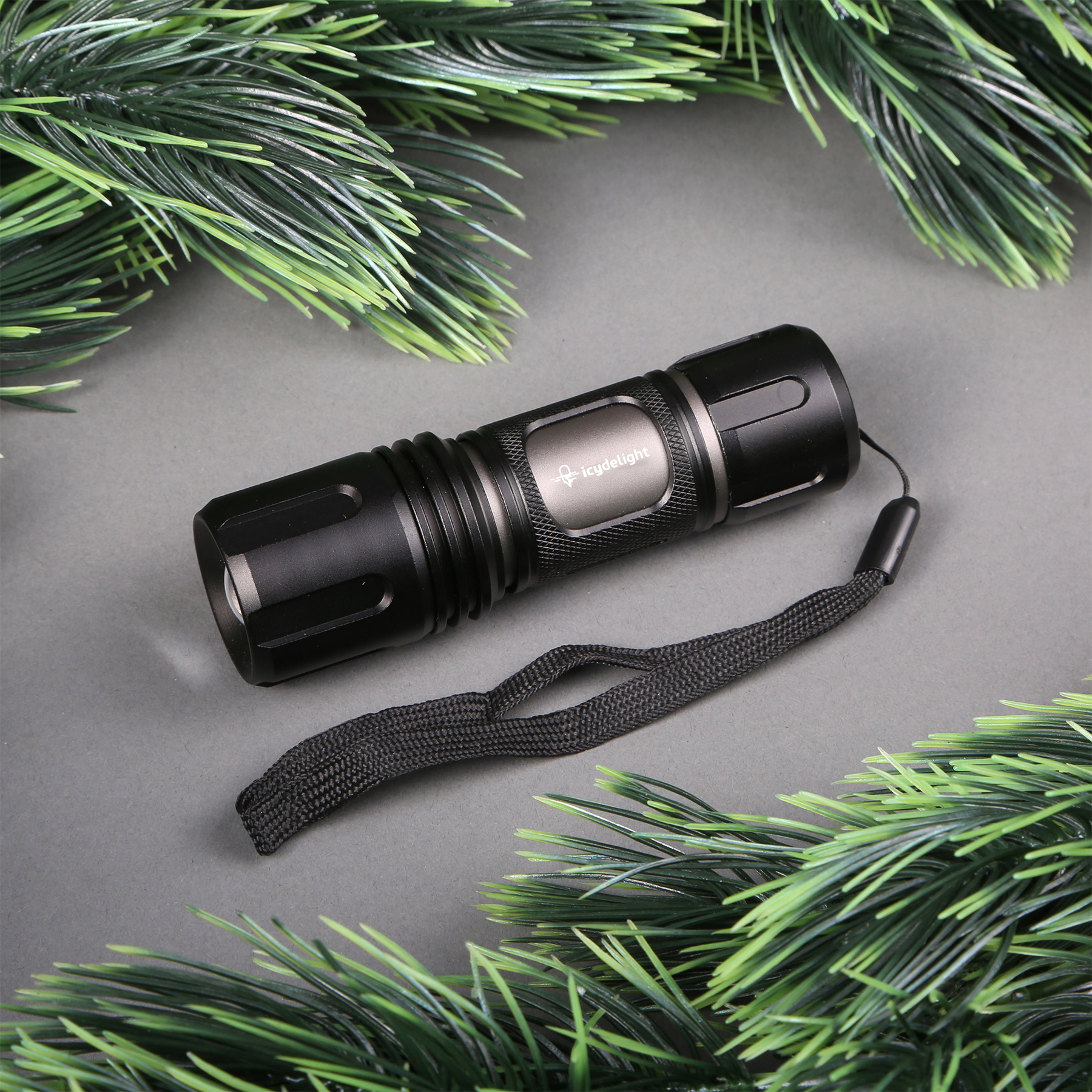 Picture of MiniZoom Tactical Flashlight