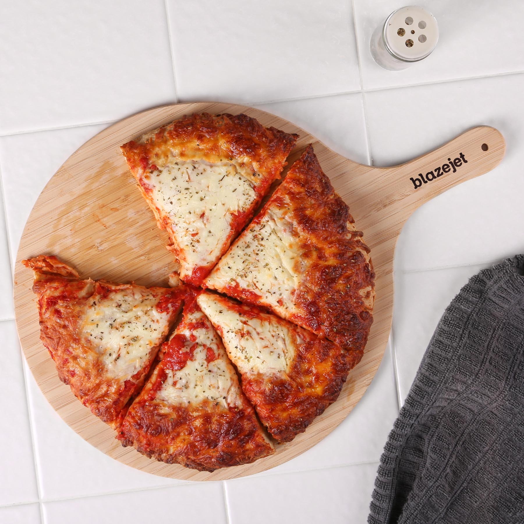 Picture of Chun Bamboo Pizza Board