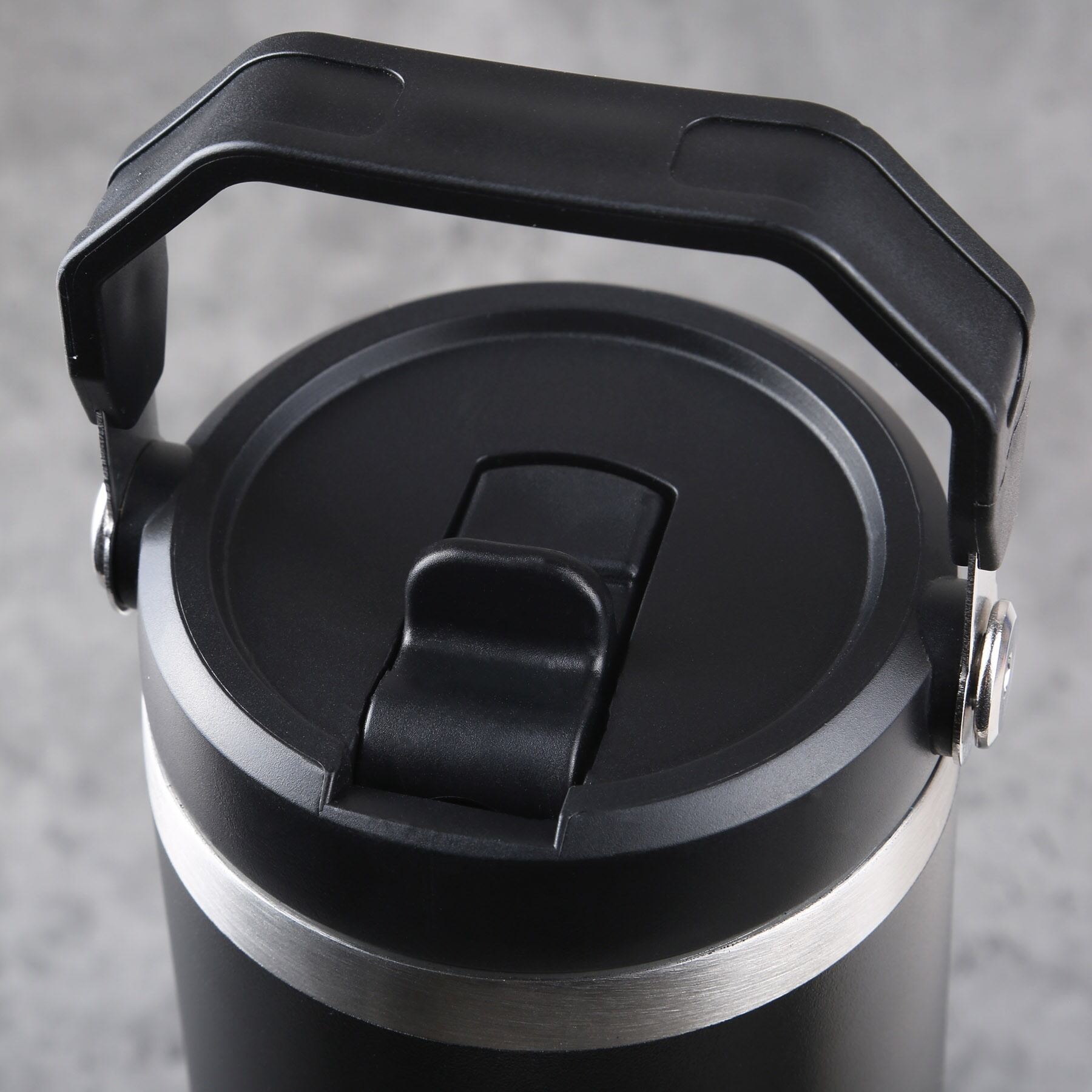 Picture of Voyager 30 oz. Flip Straw Tumbler