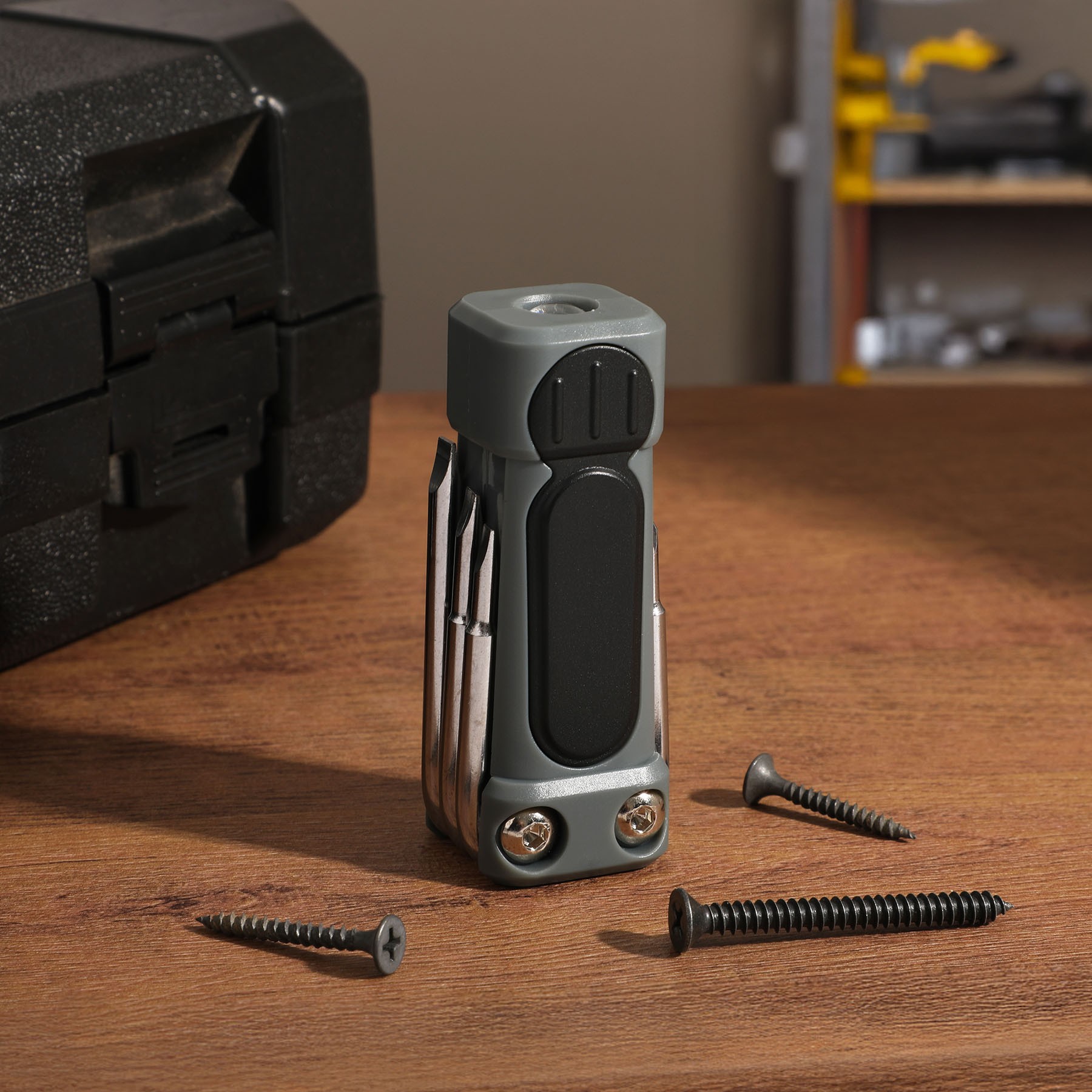 Picture of Renew Rechargeable Light & 6-In-1 Multi Tool