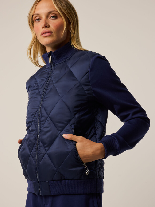 Picture of Greyson Women's Aries Diamond Quilted Hybrid Jacket