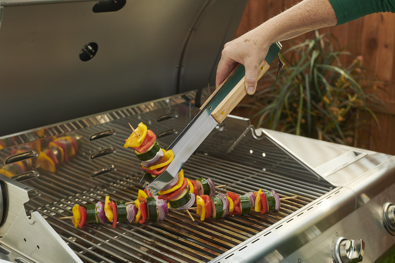 Picture of Deluxe Wood Handle BBQ Tongs