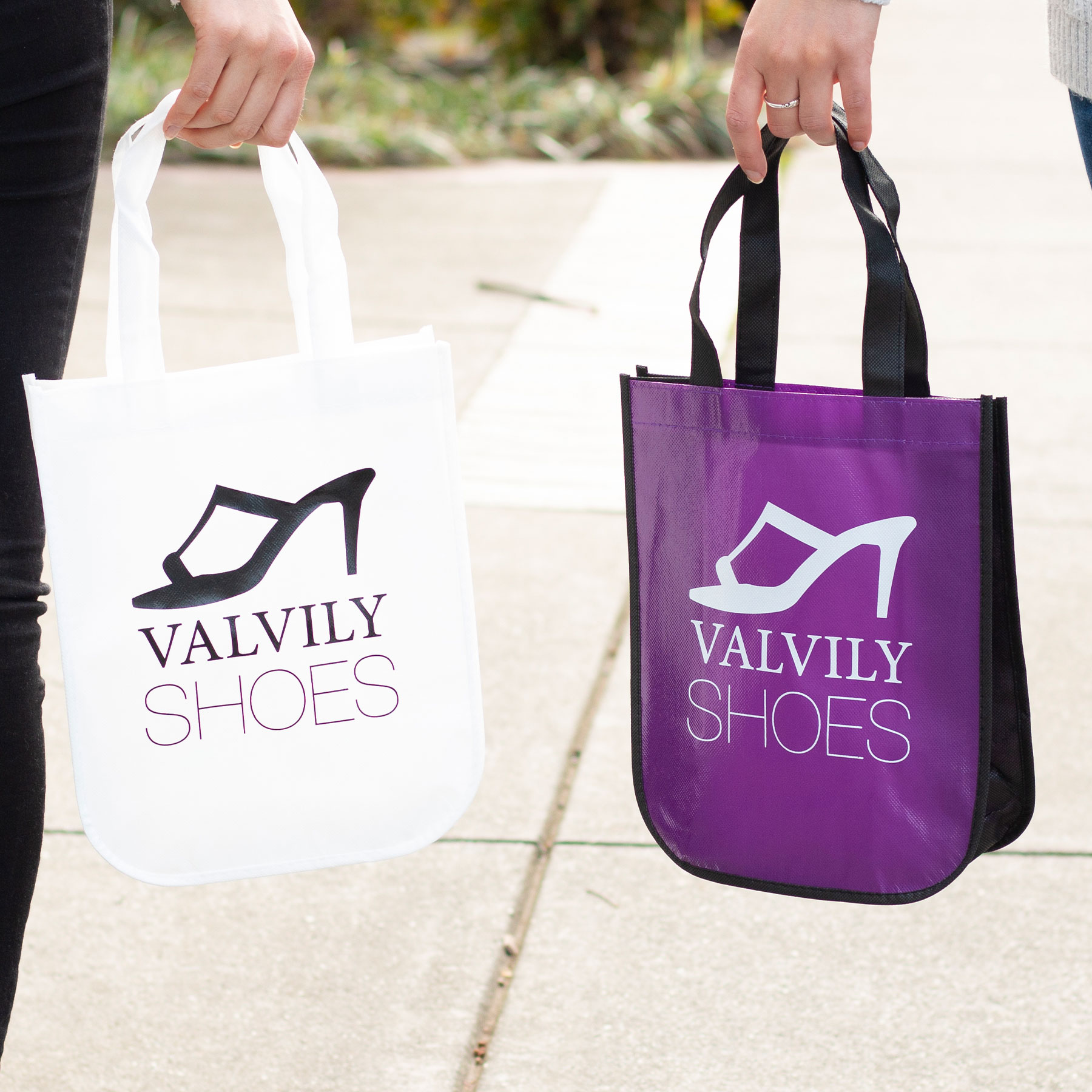 Picture of Laminated Fashion Tote Bag