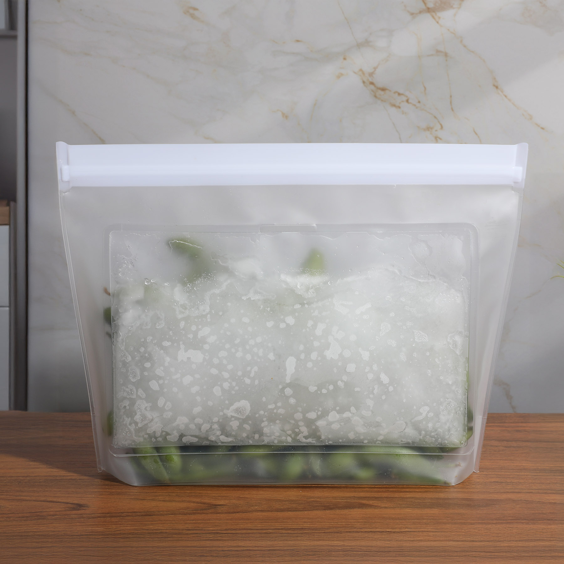 Picture of Slipzip Large Gel Reusable Storage Bag