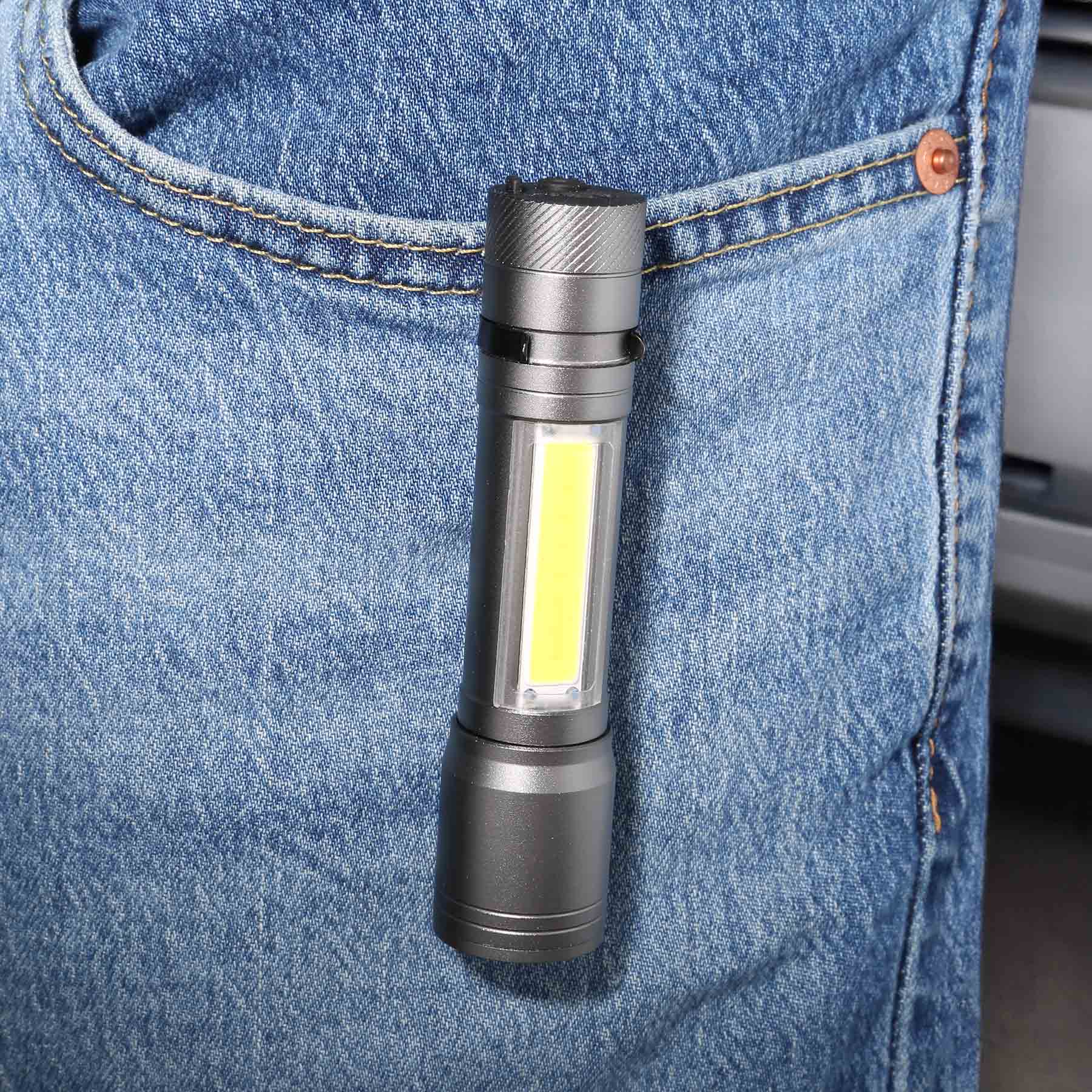 Picture of reNew Dual LED/COB Rechargeable Flashlight