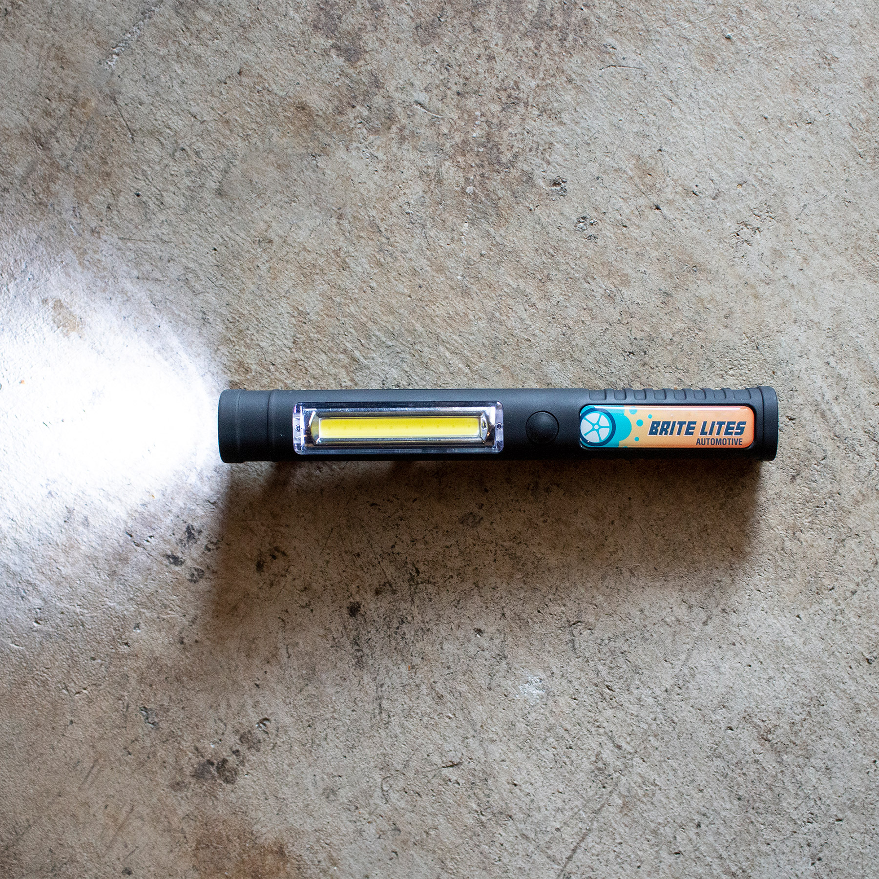 Picture of Smooth Operator COB Flashlight