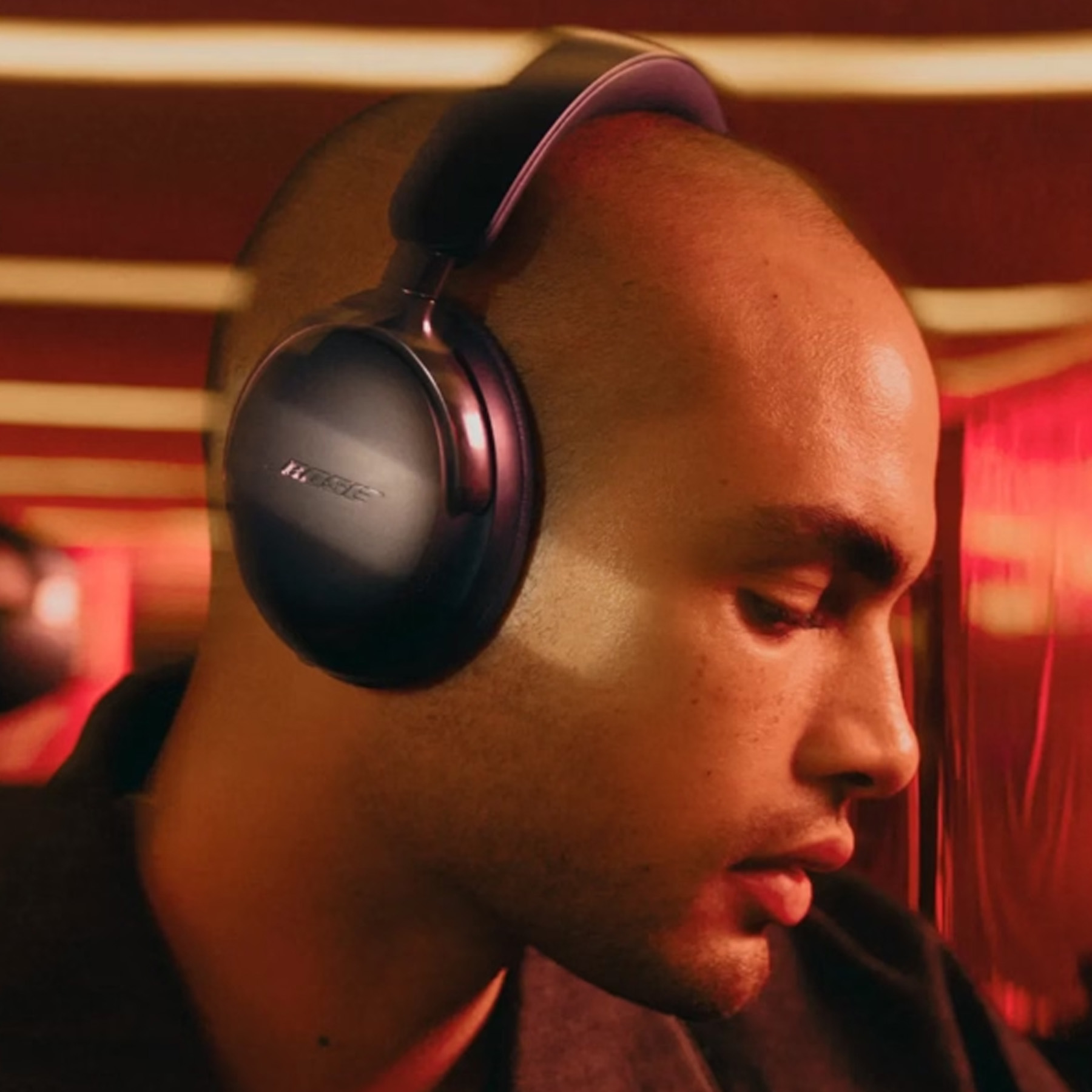 Picture of Quietcomfort® Ultra 2nd Generation Headphones