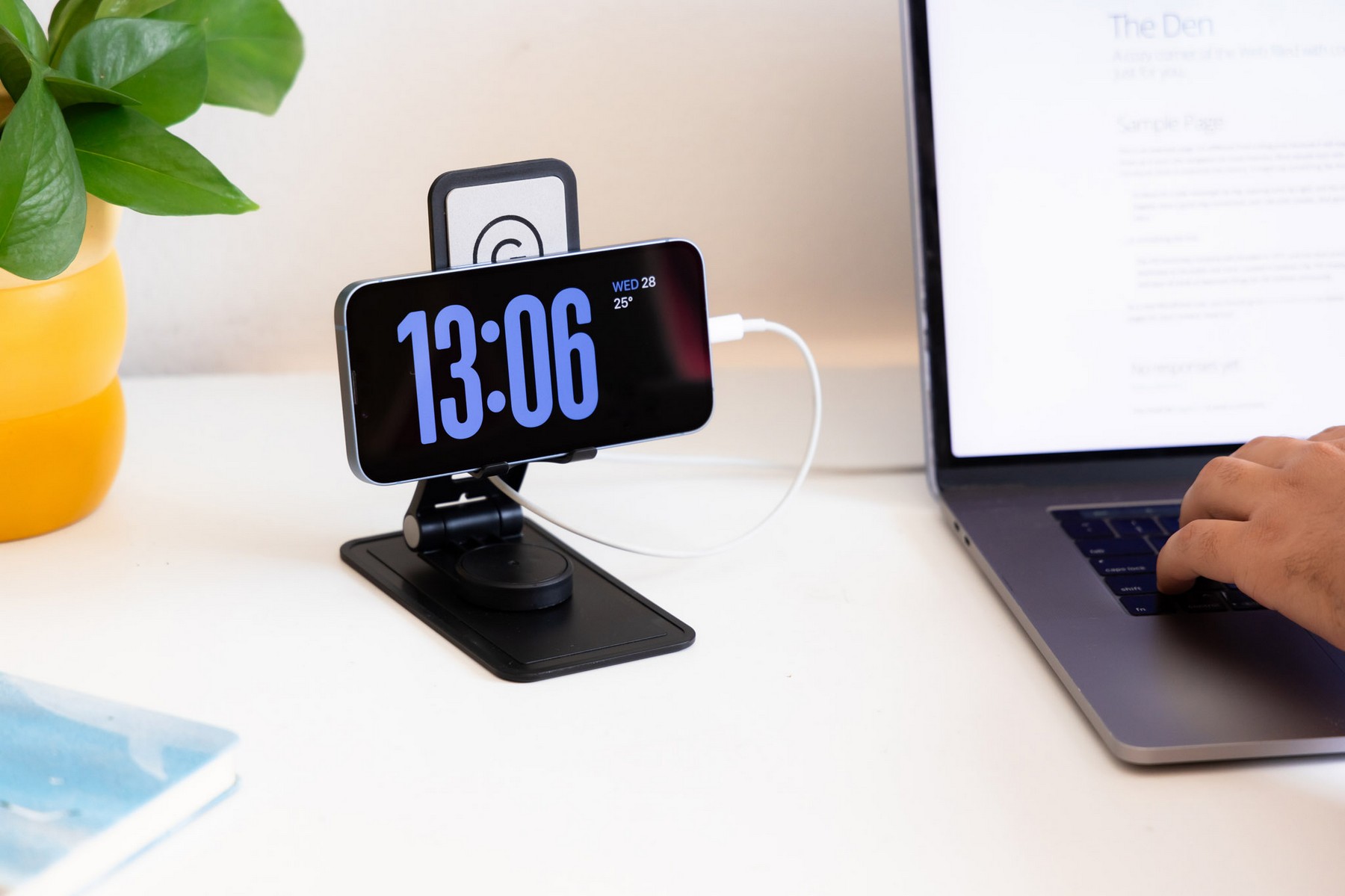 Picture of Rotating Media Stand