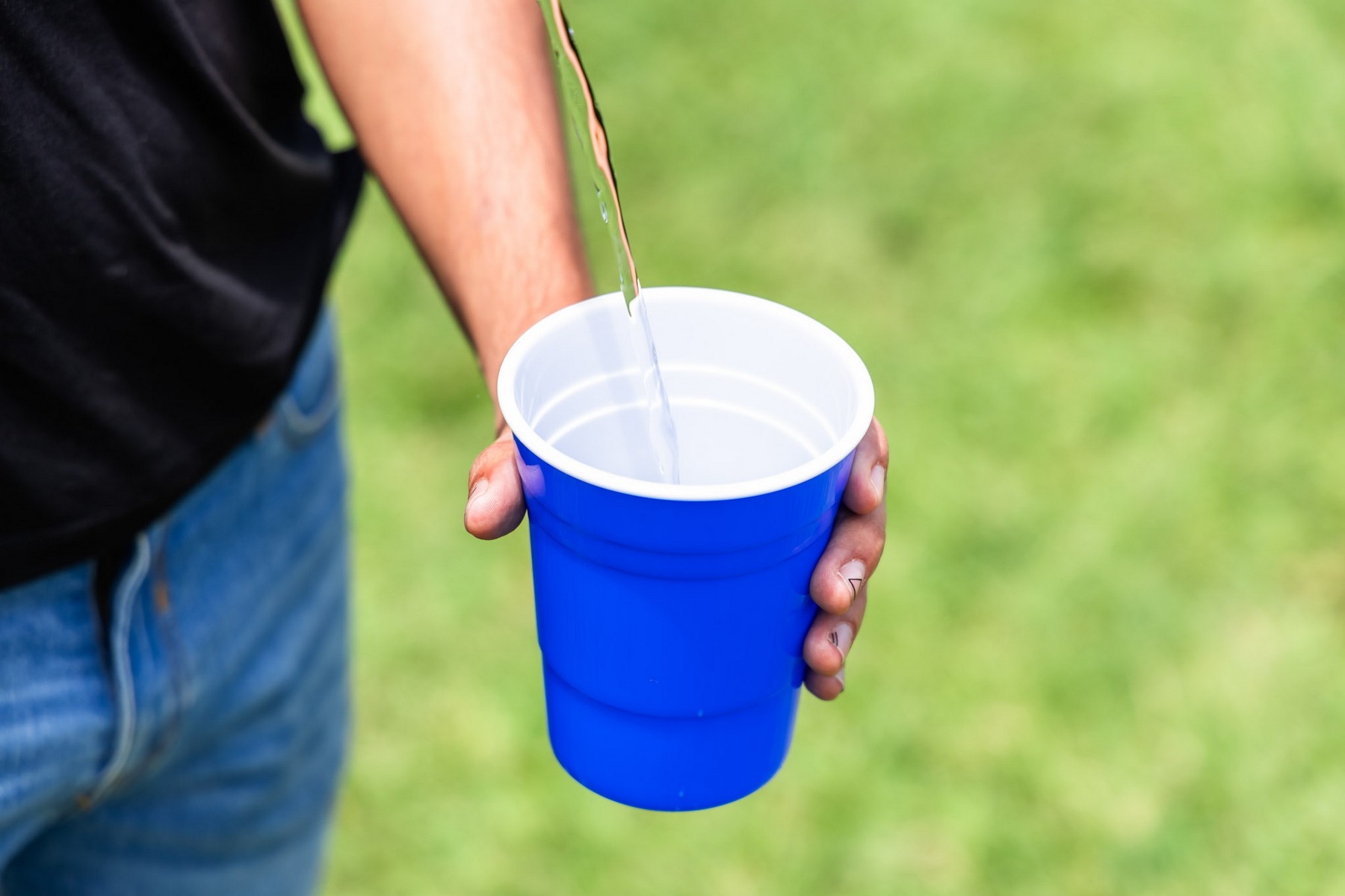 Picture of 16 oz Reusable Plastic Party Cup
