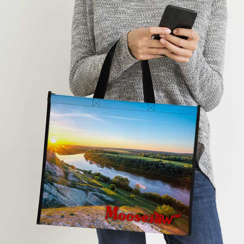 Picture of 18" x 15" Laminated Full Color Tote Bag (6 Weeks Air)