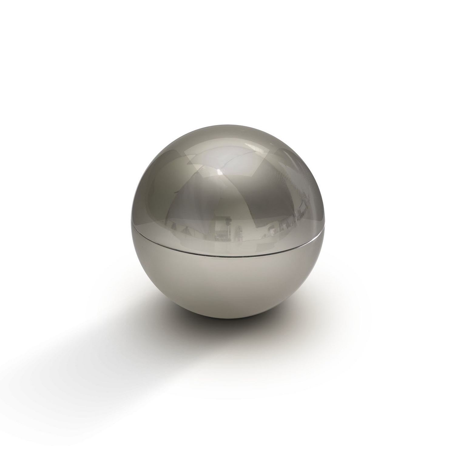 Picture of Metallic Lip Moisturizer Ball