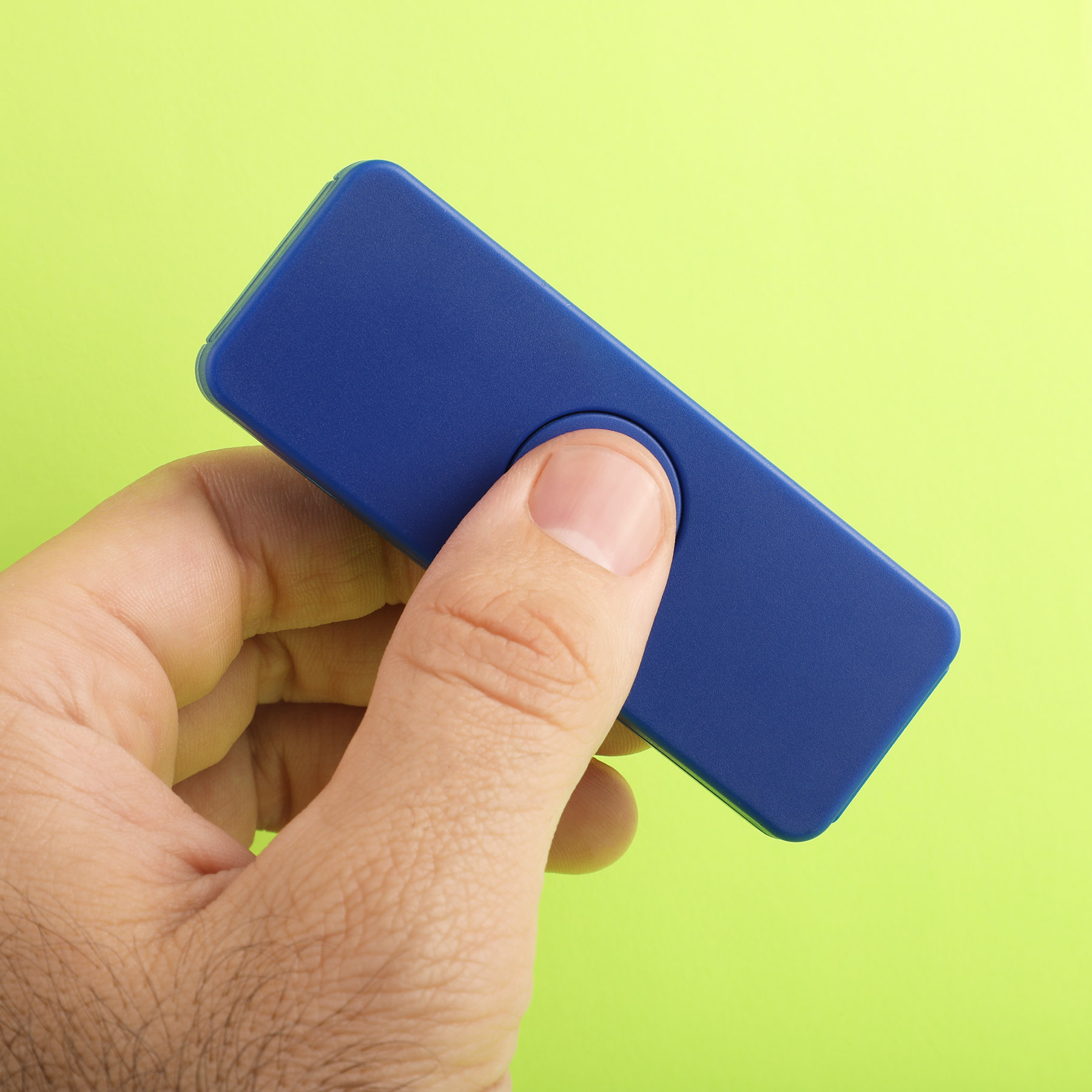 Picture of Tidy Twister 3-In-1 Fidget Phone Accessory