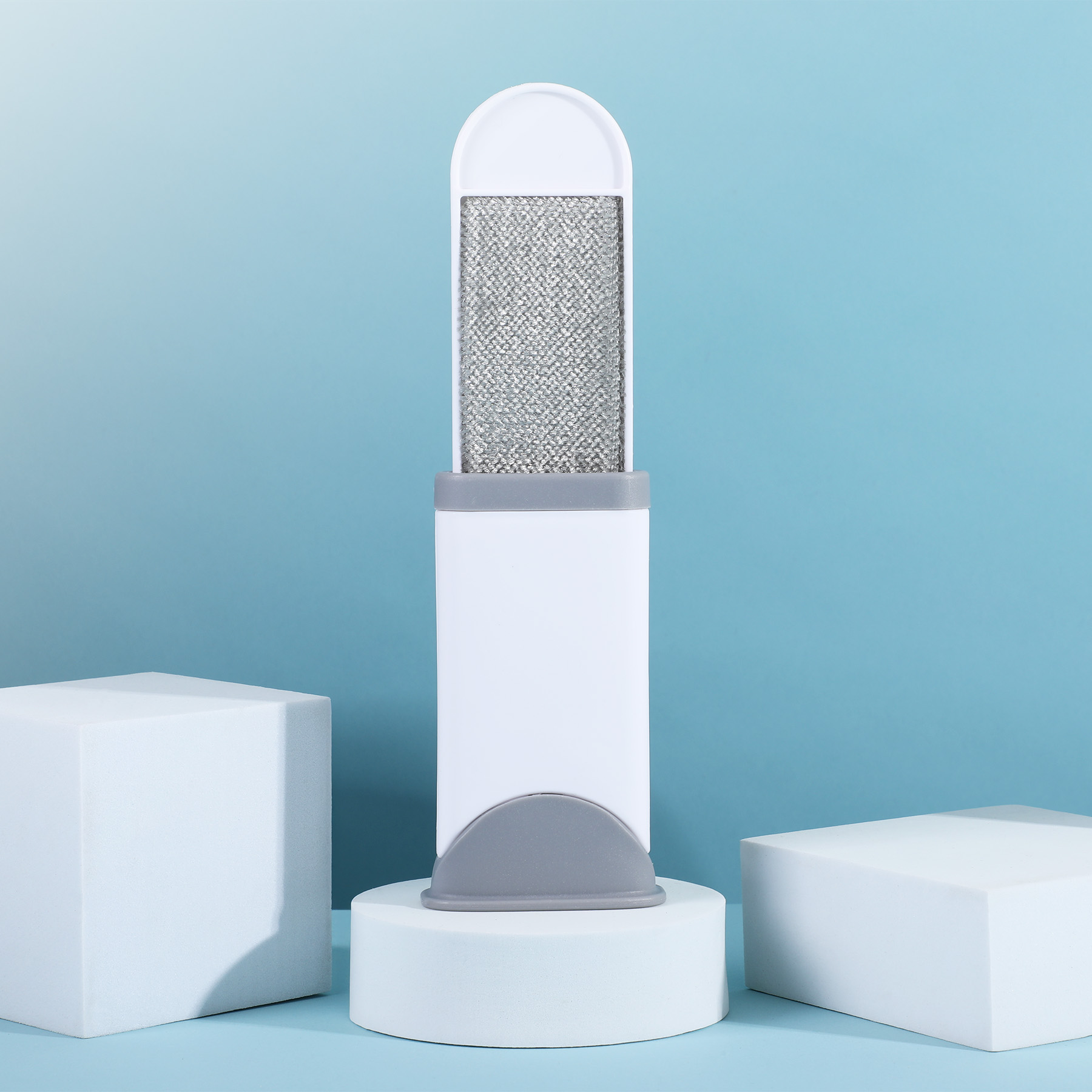 Picture of Fuzzerator Lint Brush