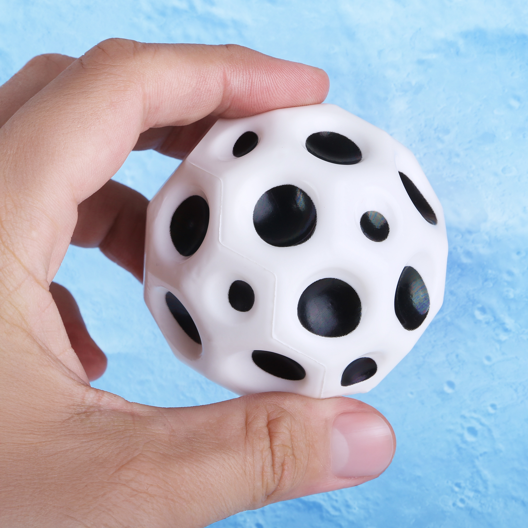 Picture of Crater Catcher Bounce Ball