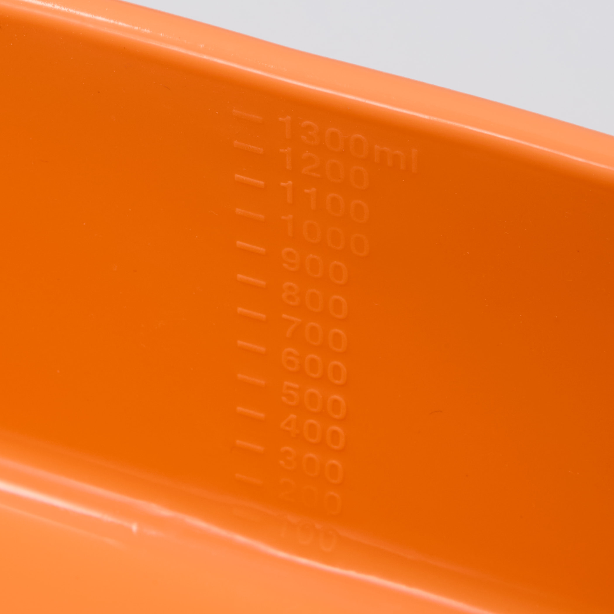 Picture of Silicone Food Storage Box with Air Valve 44oz