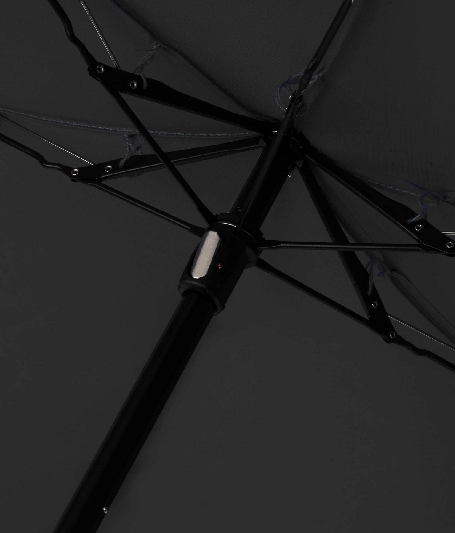 Picture of 37" Recycled 5 Folding Umbrella