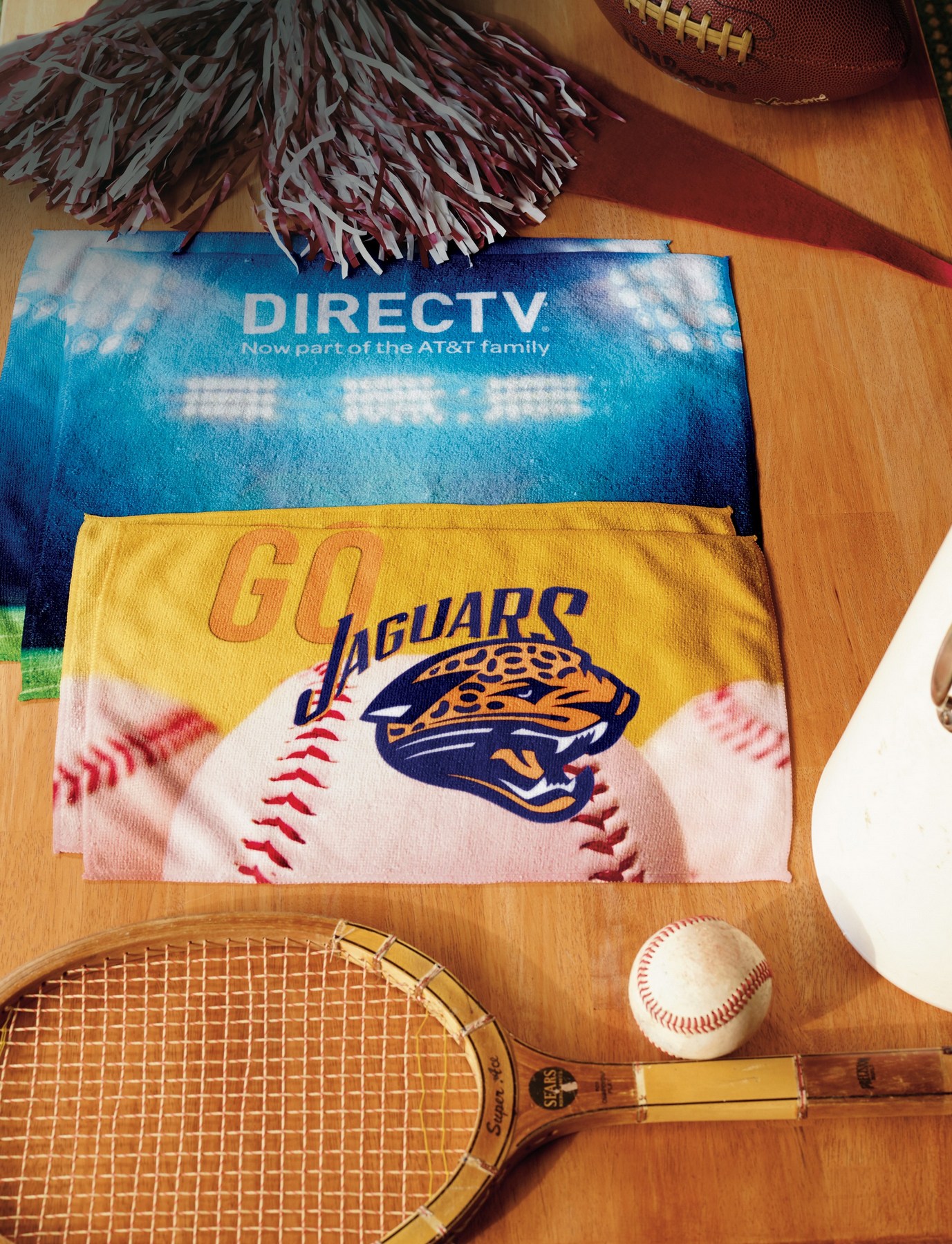 Picture of ColorFusion™ Deluxe Rally Towel™ (15"x 18")