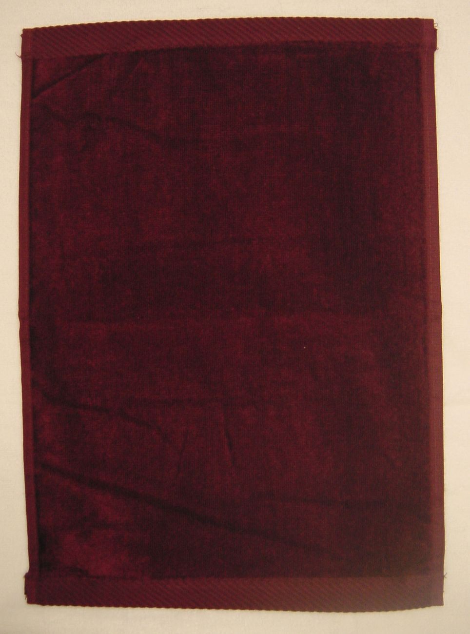 Picture of Turkish Signature™ Fingertip Golf Towel (Colors)