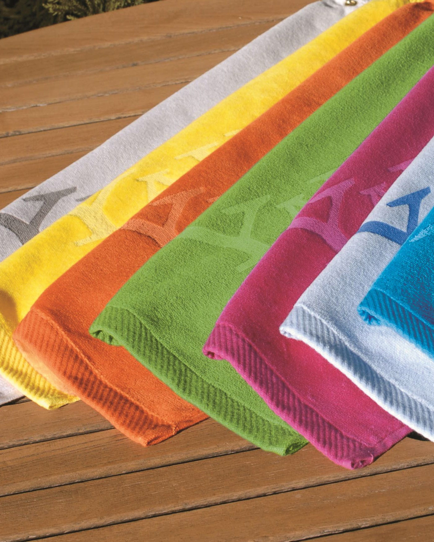 Picture of Turkish Signature™ Fingertip Golf Towel (Colors)