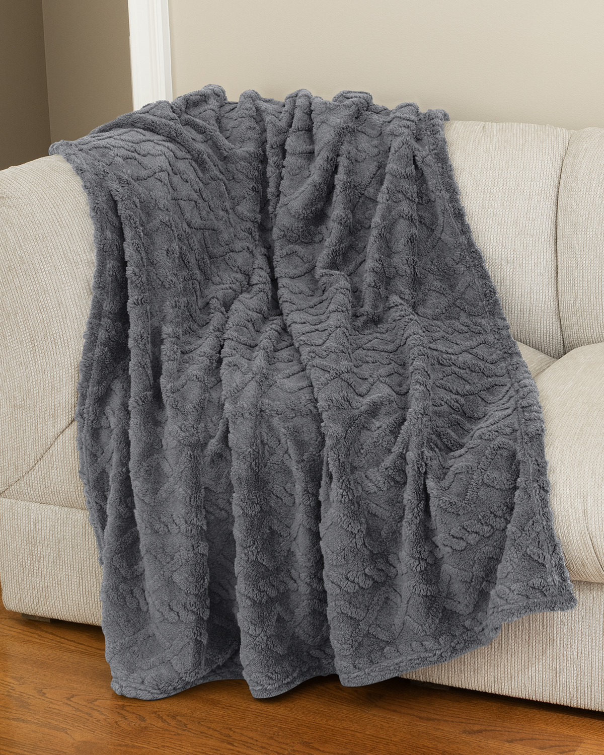 Picture of Powder Recycled Sherpa Blanket.
