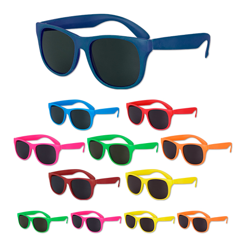 Picture of Solid Color Classic Sunglasses