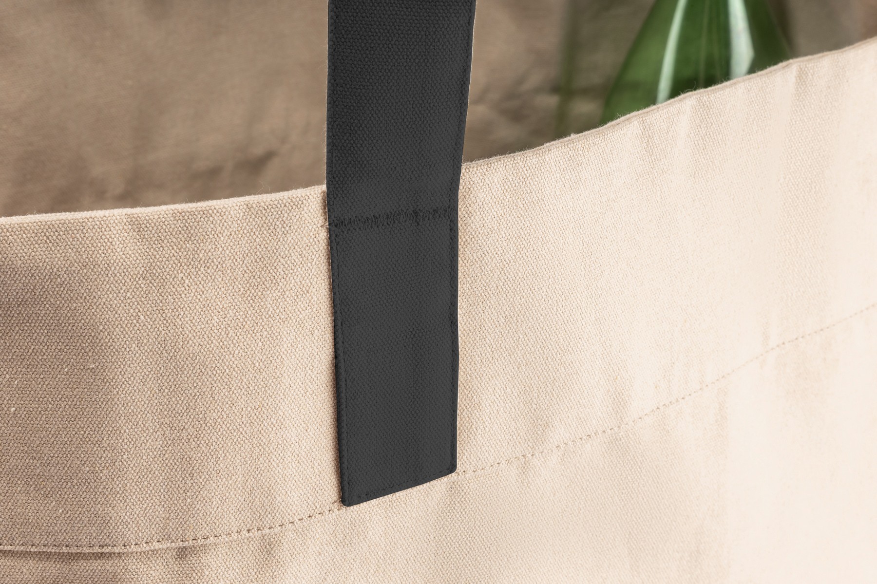 Picture of Trace & Carry Large Tote