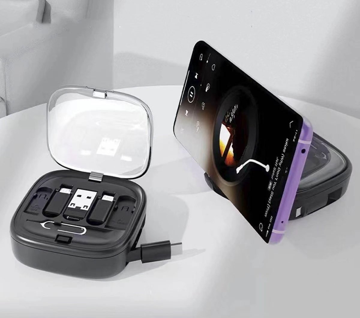 Picture of The Traveler Retractable USB Cable Set