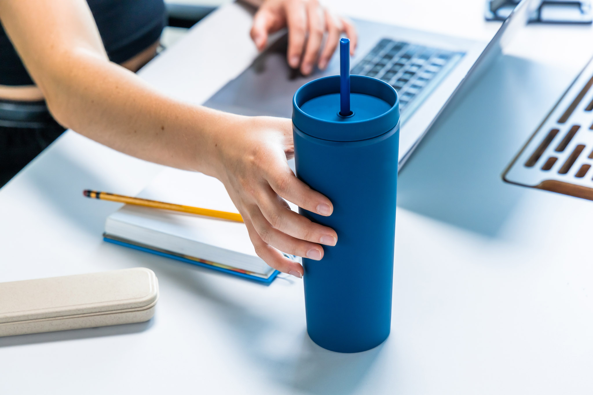 Picture of 18 oz Slique Recycled Tumbler