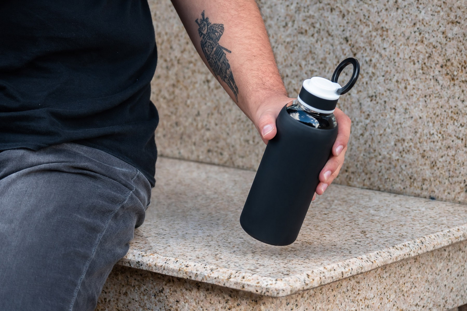 Picture of 18 oz Krave Bottle