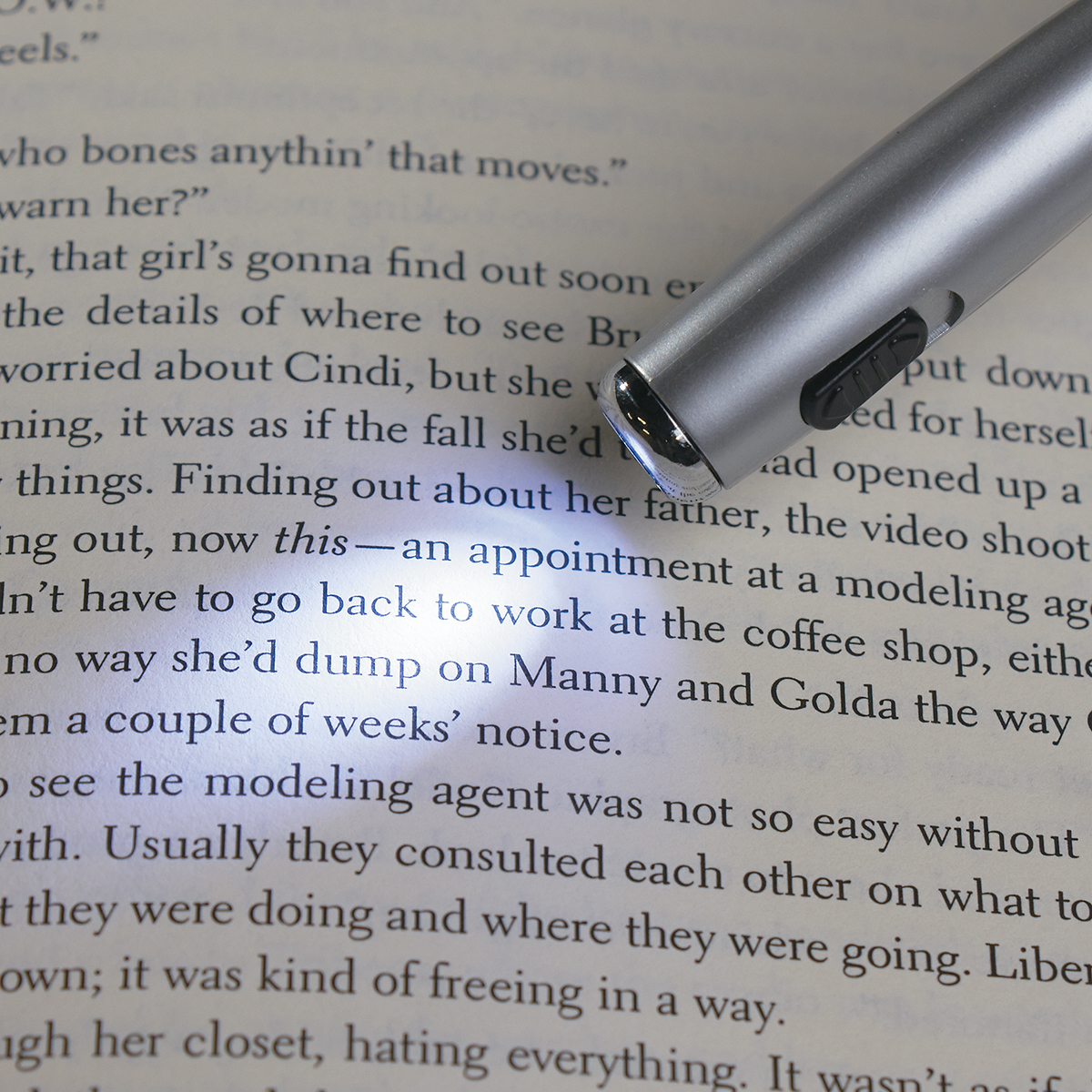 Picture of Trio Pen With Led Light And Stylus