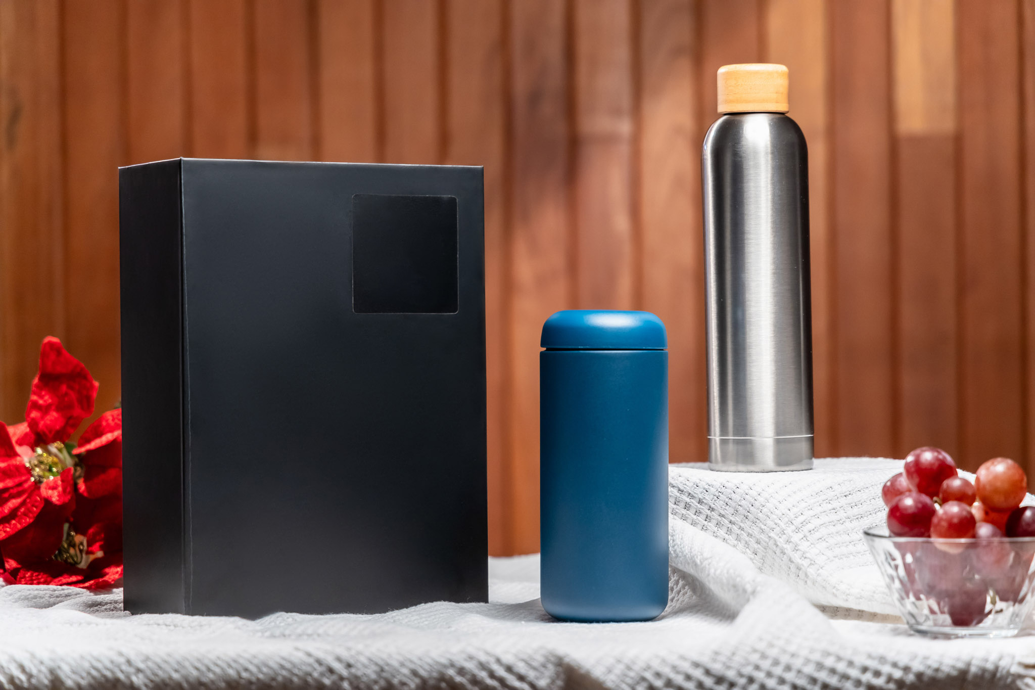 Picture of 20 Oz. Soho Bottle & 20 Oz Traveler Bottle - Gift Set