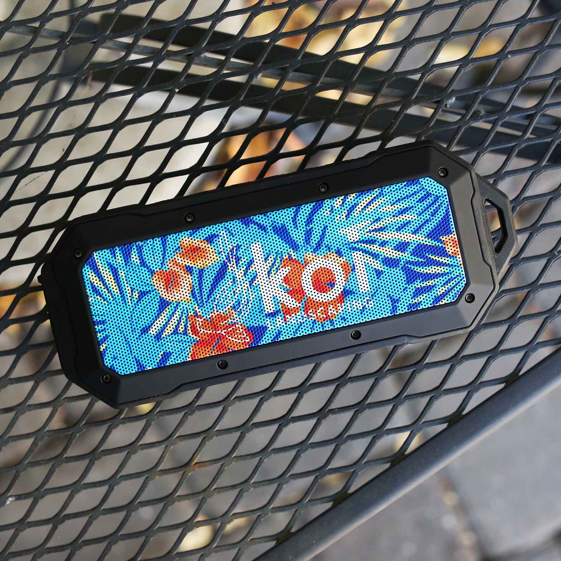 Picture of HangTune Magnetic Wireless Speaker