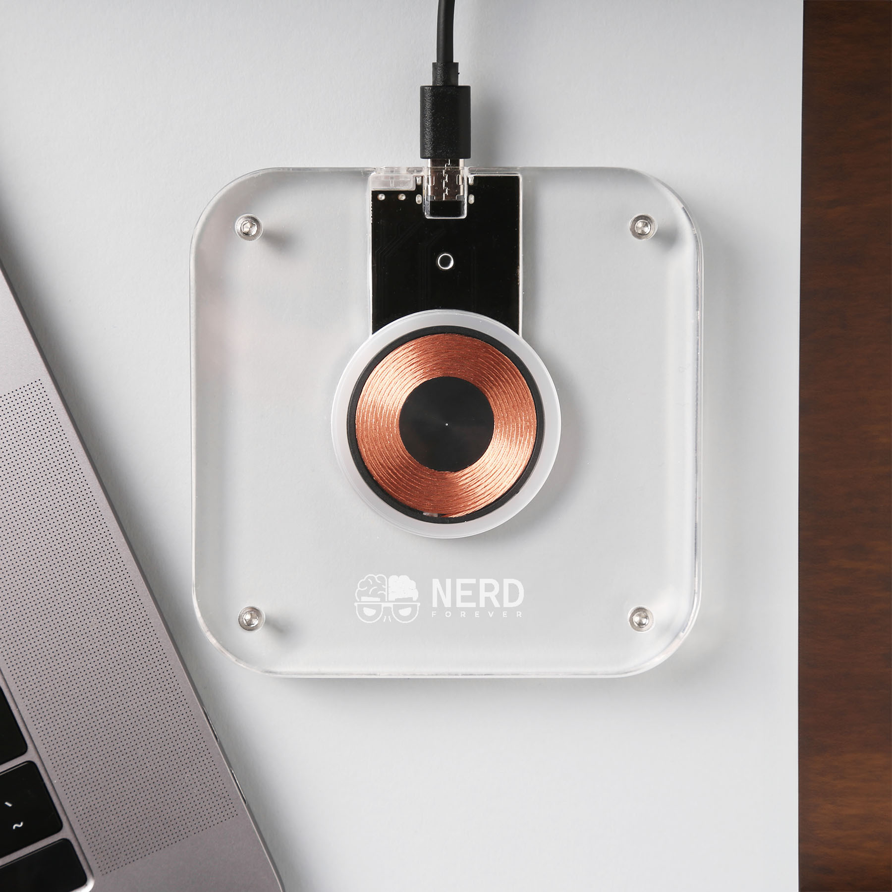 Picture of Lofi™ Acrylic Wireless Charger