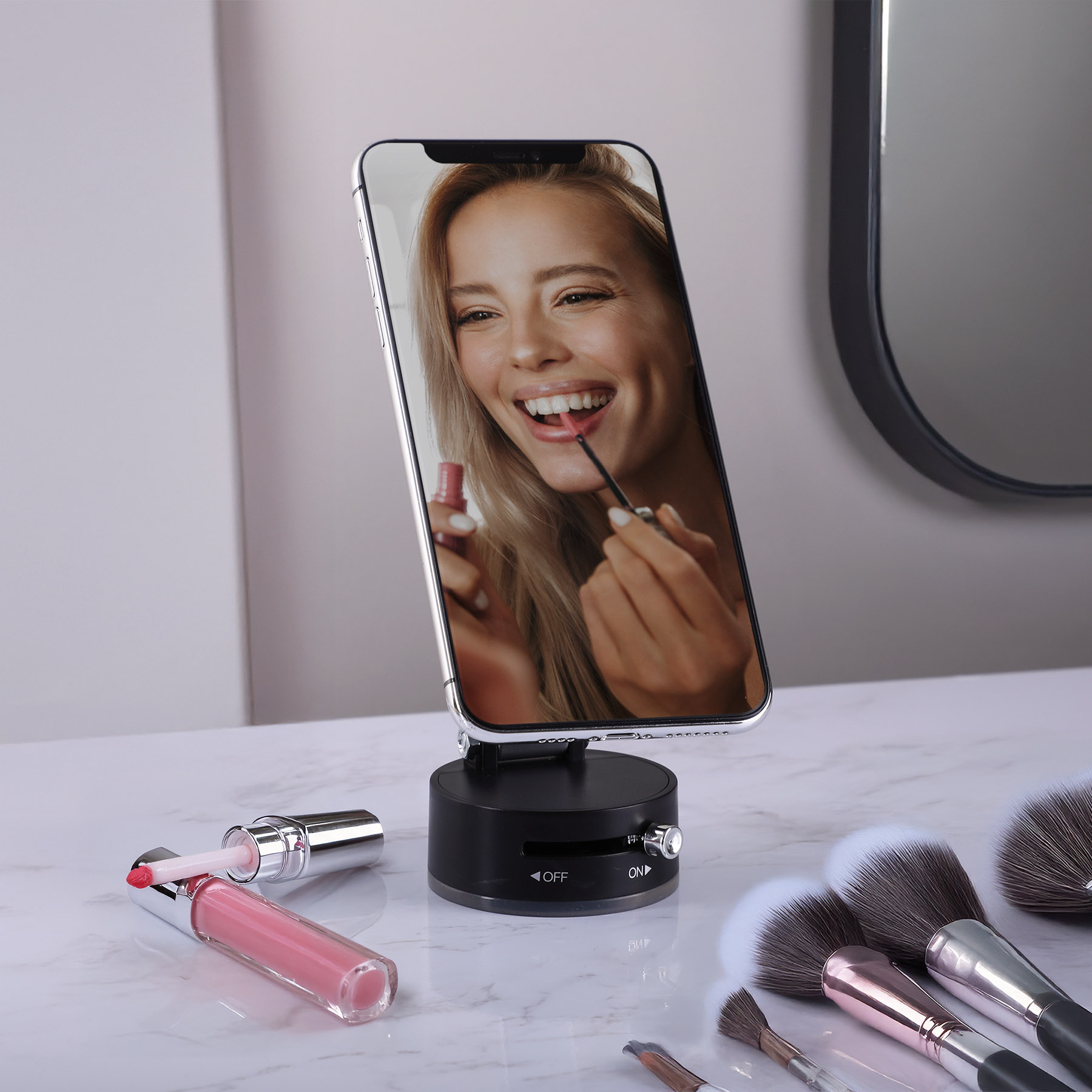 Picture of Lunogrip Magnetic Phone Holder