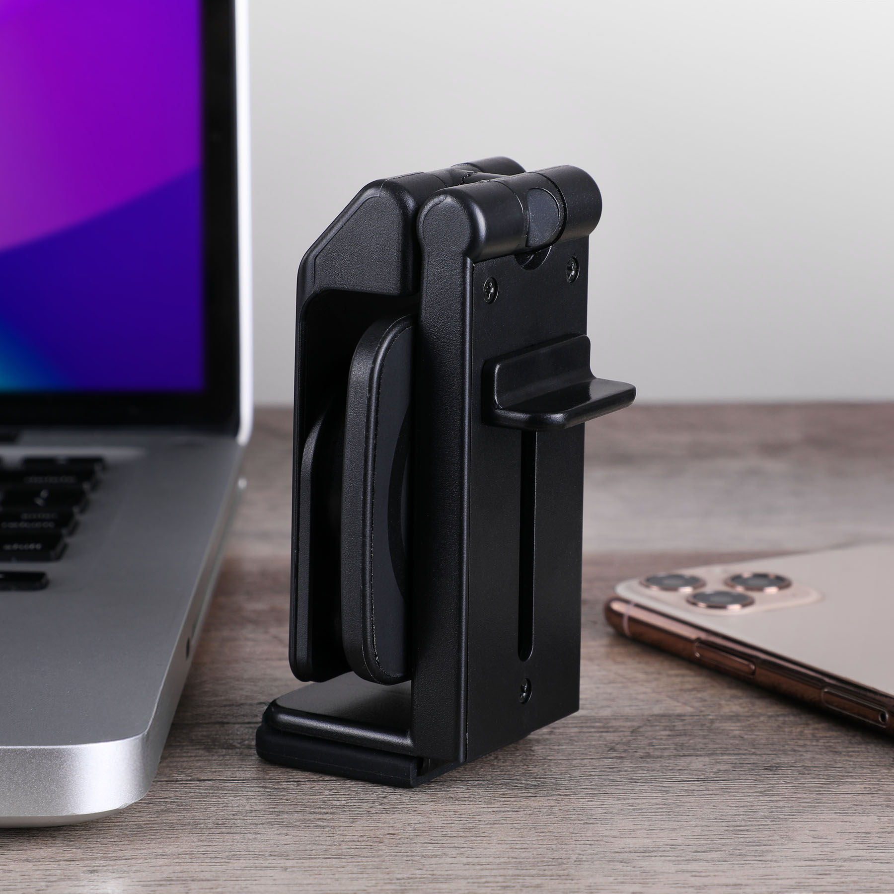 Picture of Clipklamp Magnetic Phone Holder