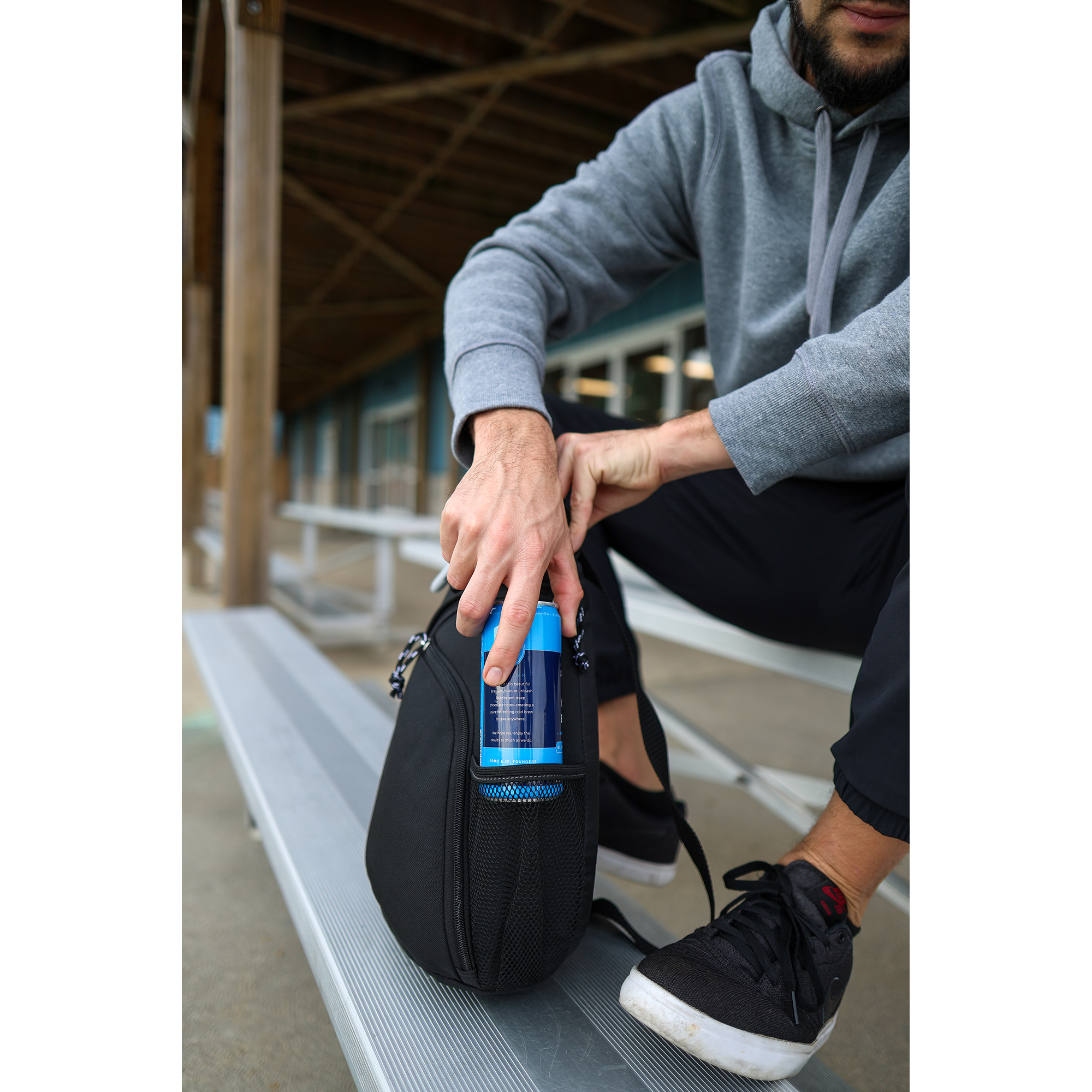 Picture of Wave Sling Bag - Black