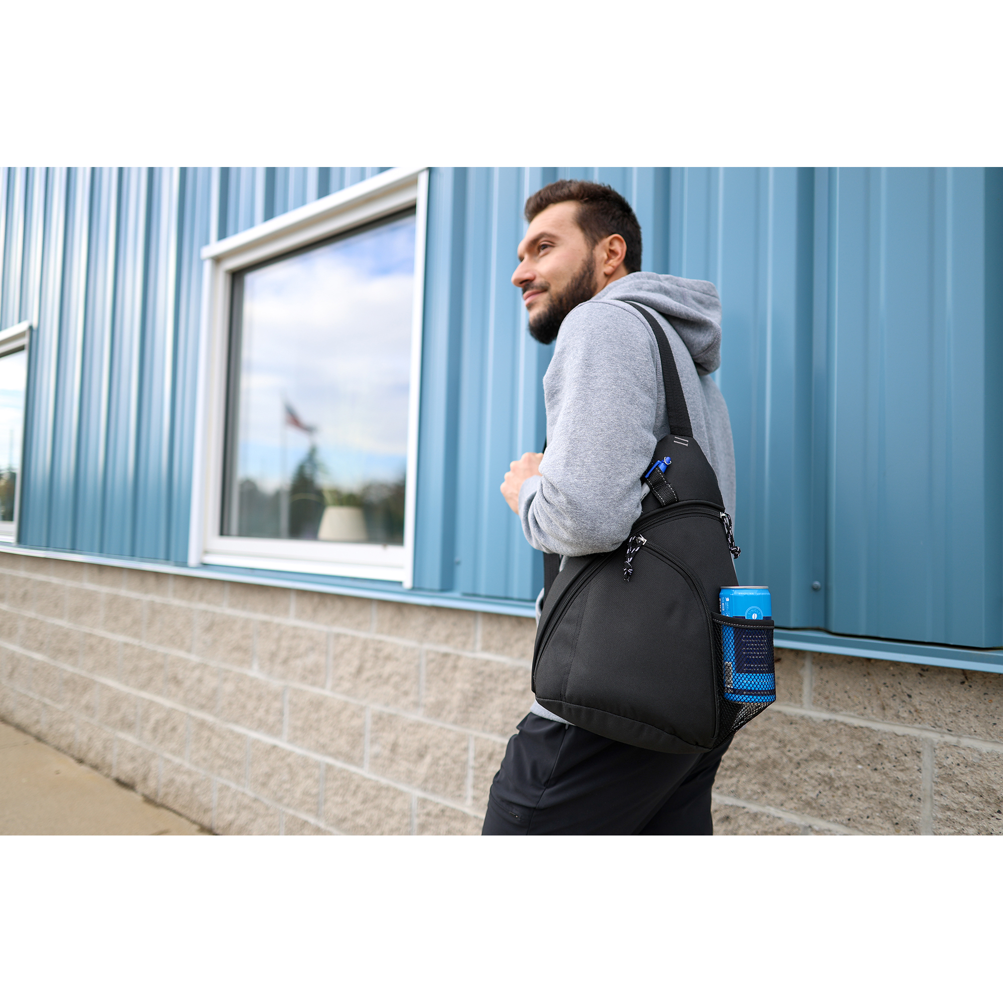Picture of Wave Sling Bag - Black
