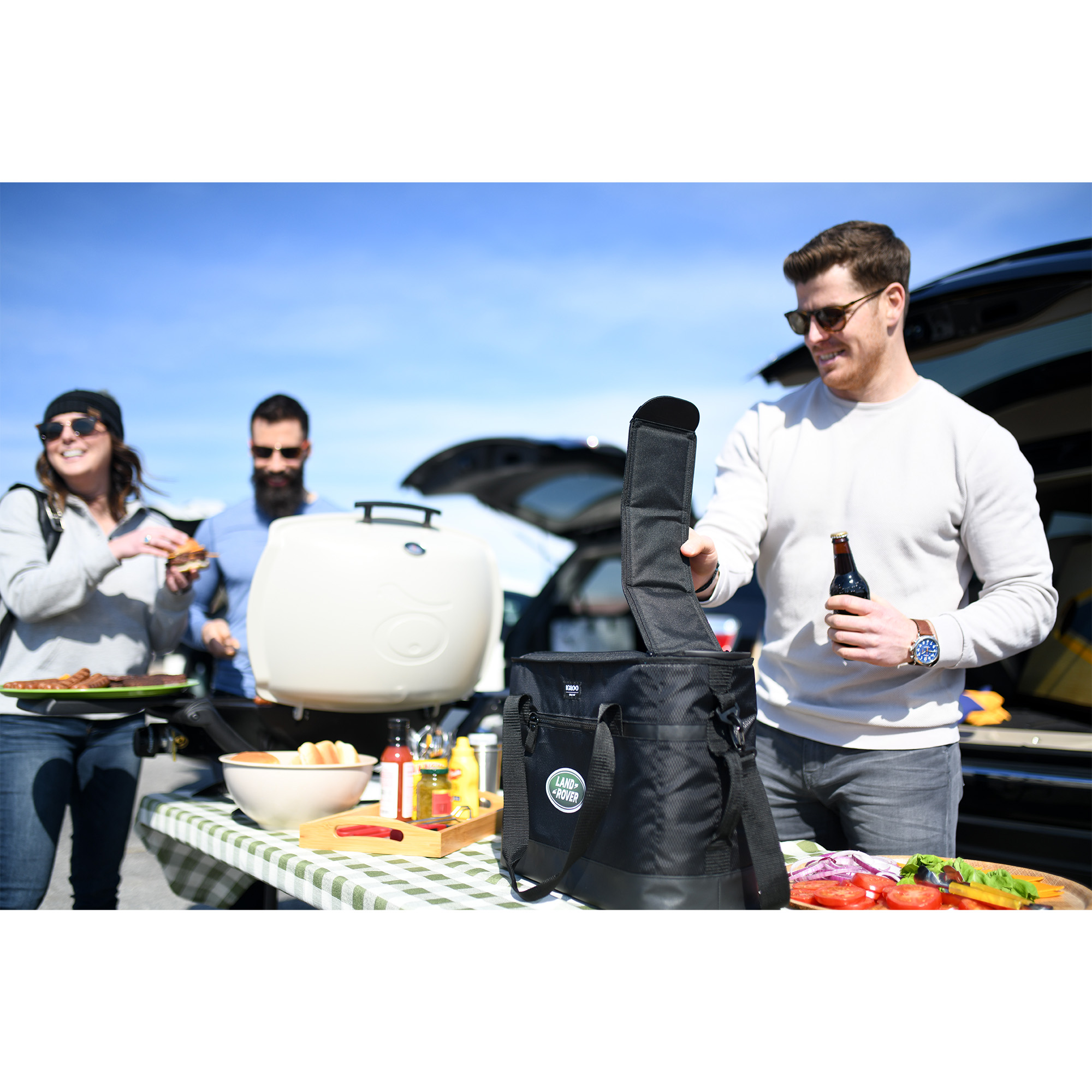 Picture of Igloo Maddox XL Cooler - Black