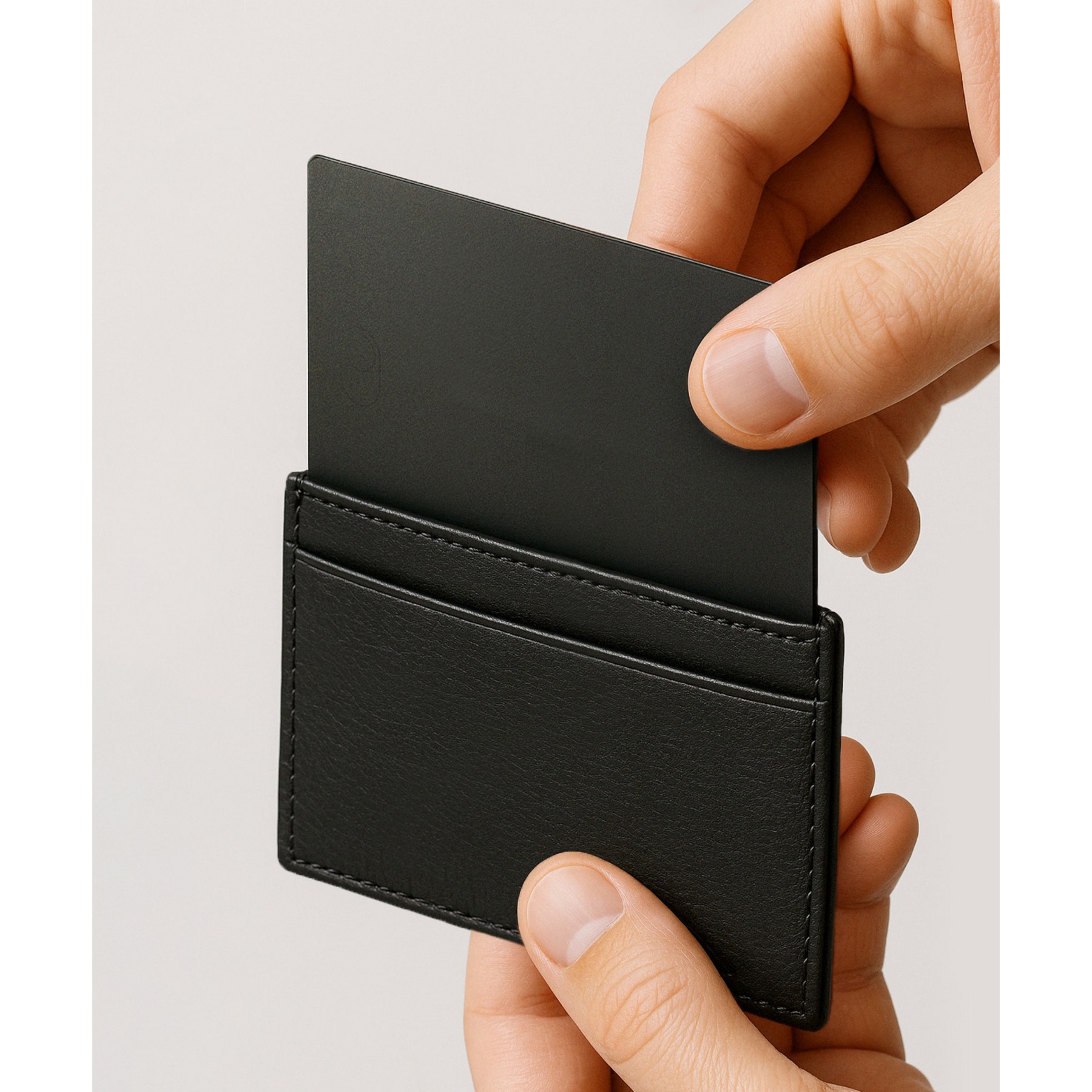 Picture of Native Union Find-It Card - Black