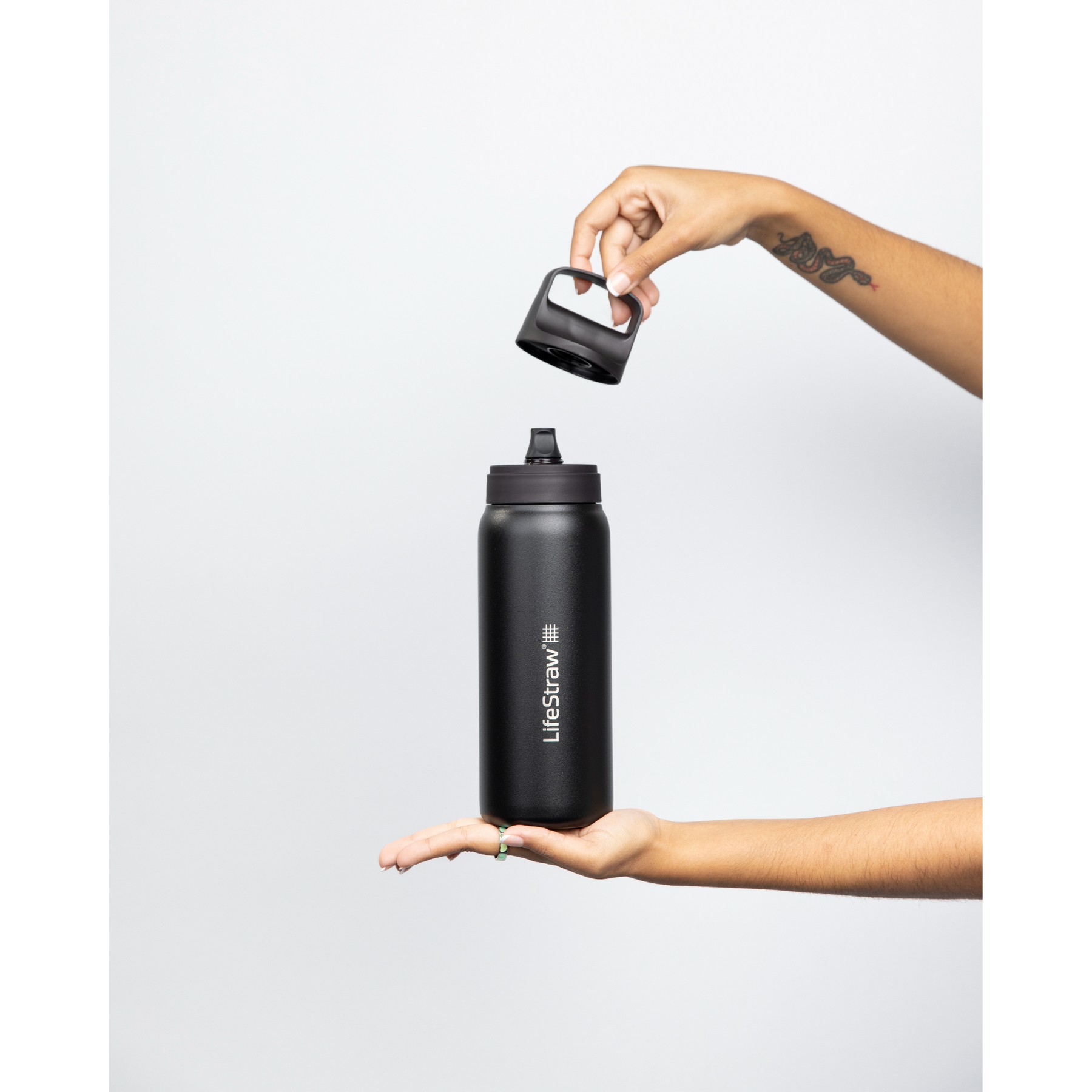 Picture of LifeStraw Go Series Bottle - 24 Oz (Stainless) - Nordic Noir