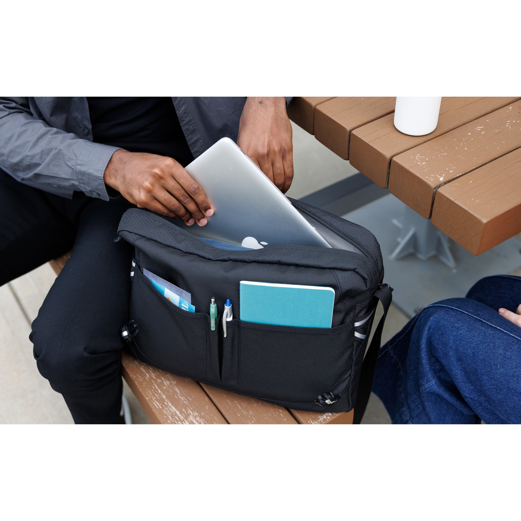 Picture of High Sierra Swoop SG Laptop Messenger Bag - Black