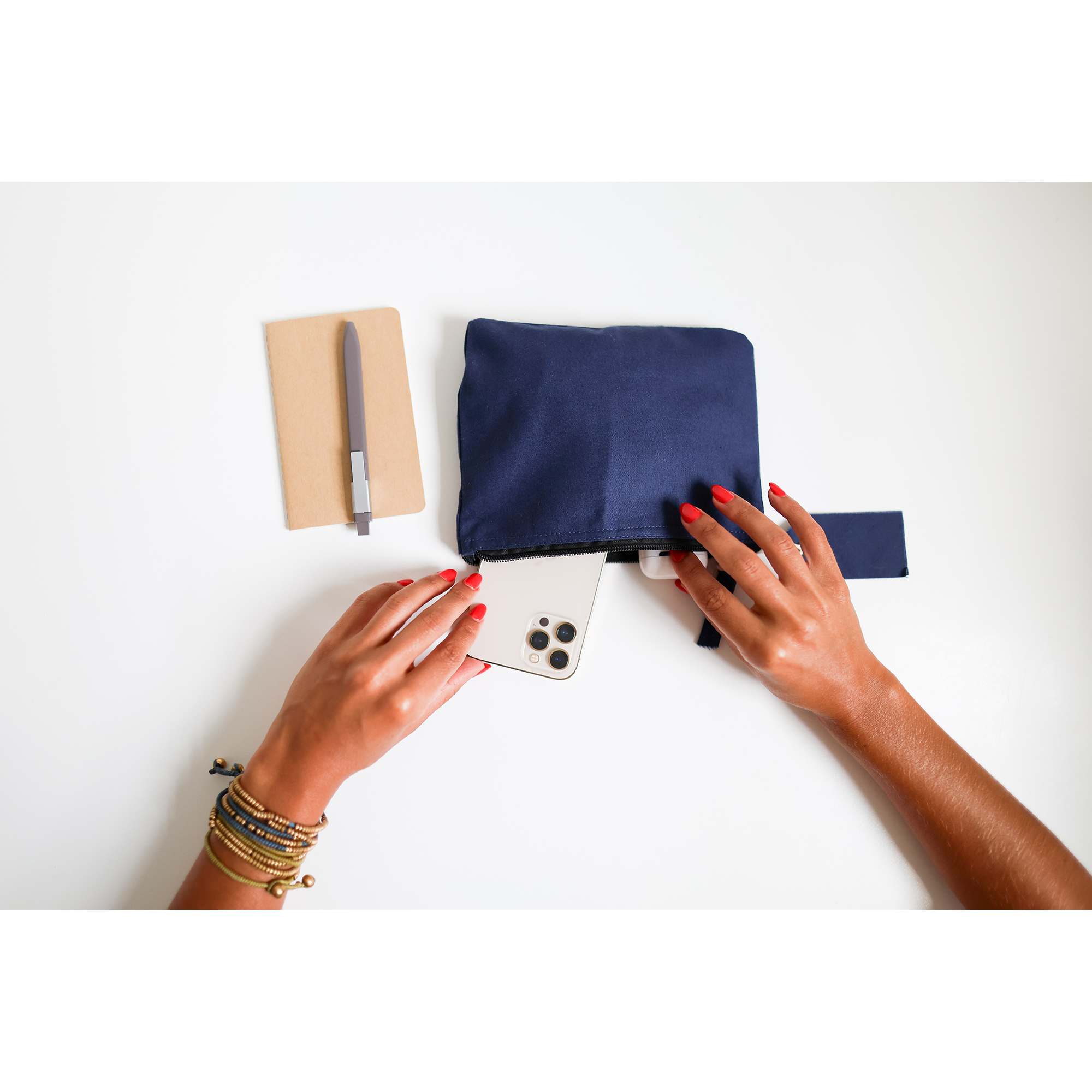 Picture of Avery Cotton Zippered Pouch - Navy Blue
