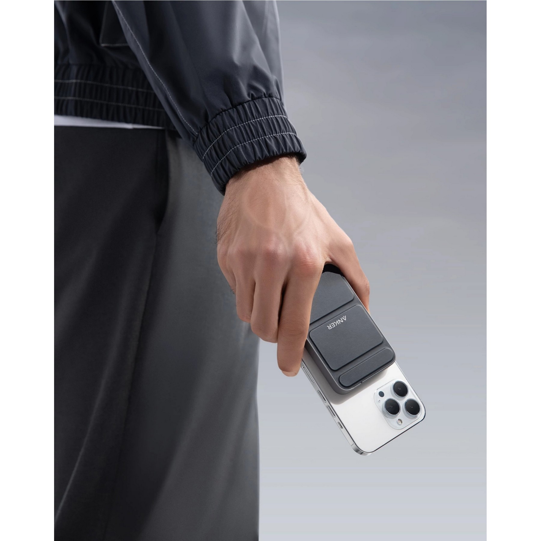 Picture of Anker 622 Magnetic Battery - Midnight Black