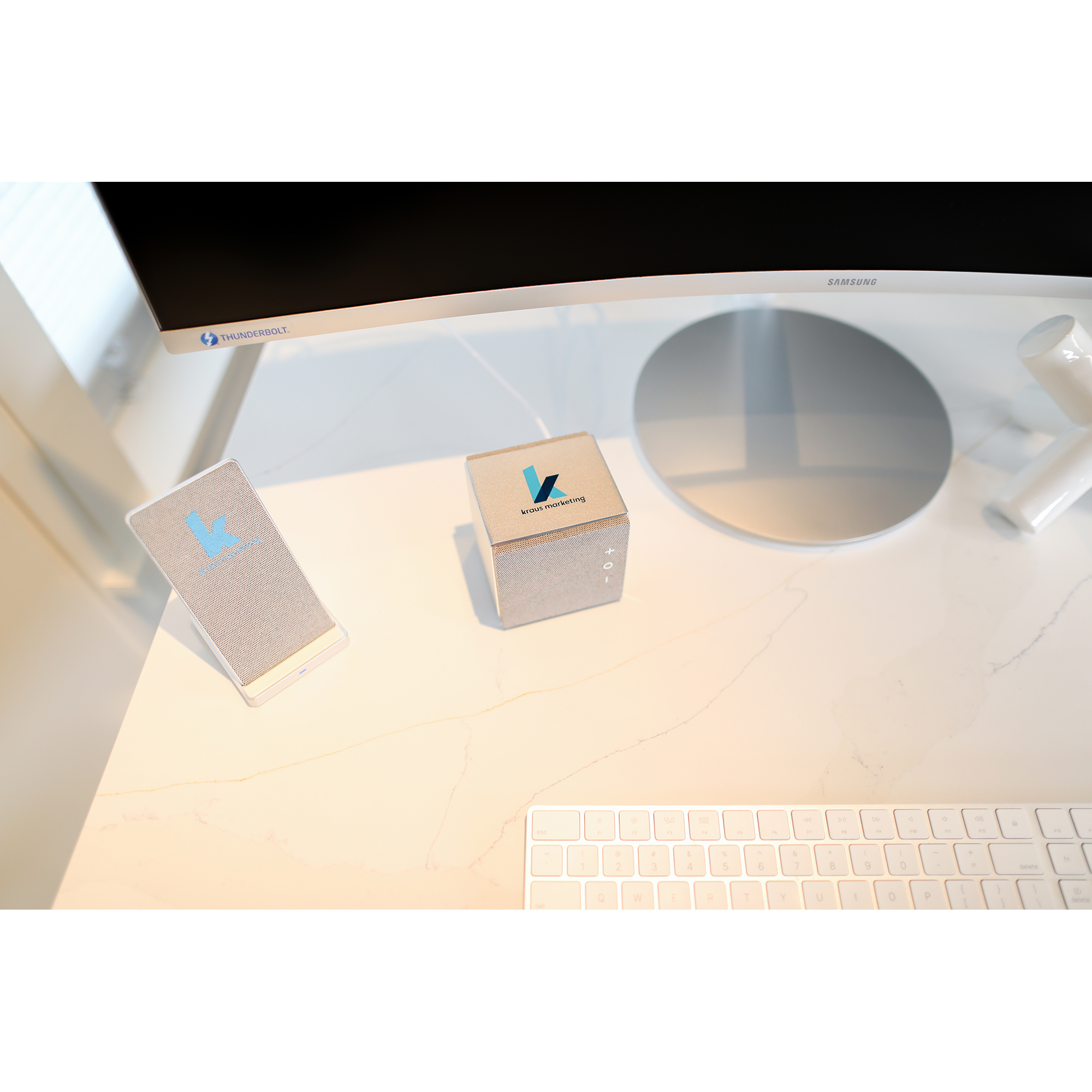 Picture of Auden Aluminum Wireless Speaker - Sliver