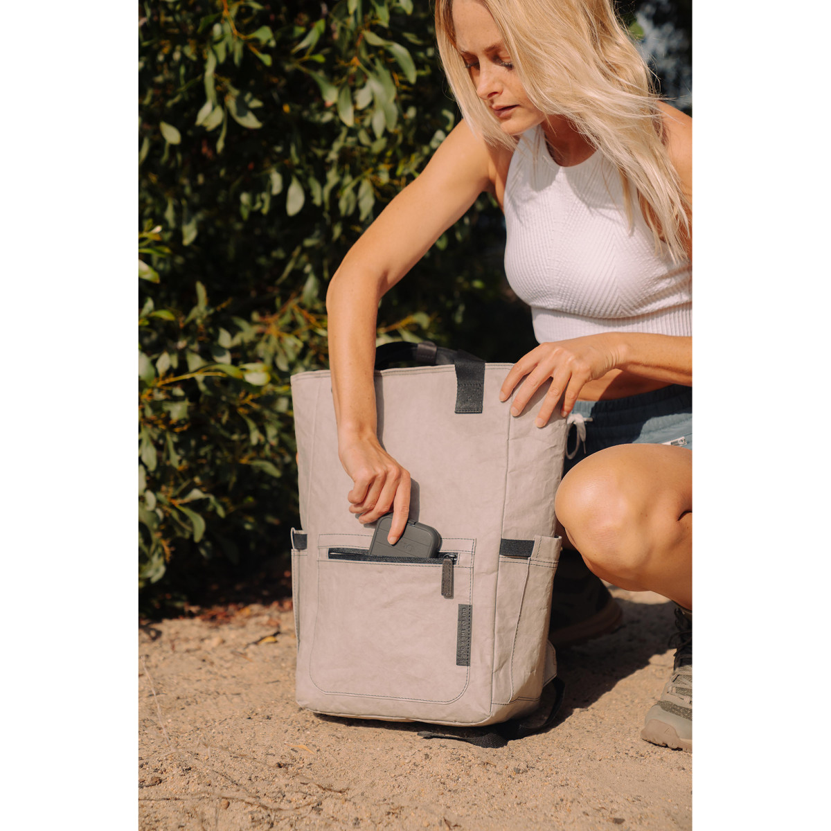 Picture of Out of the Woods Seagull Backpack Cooler - Stone