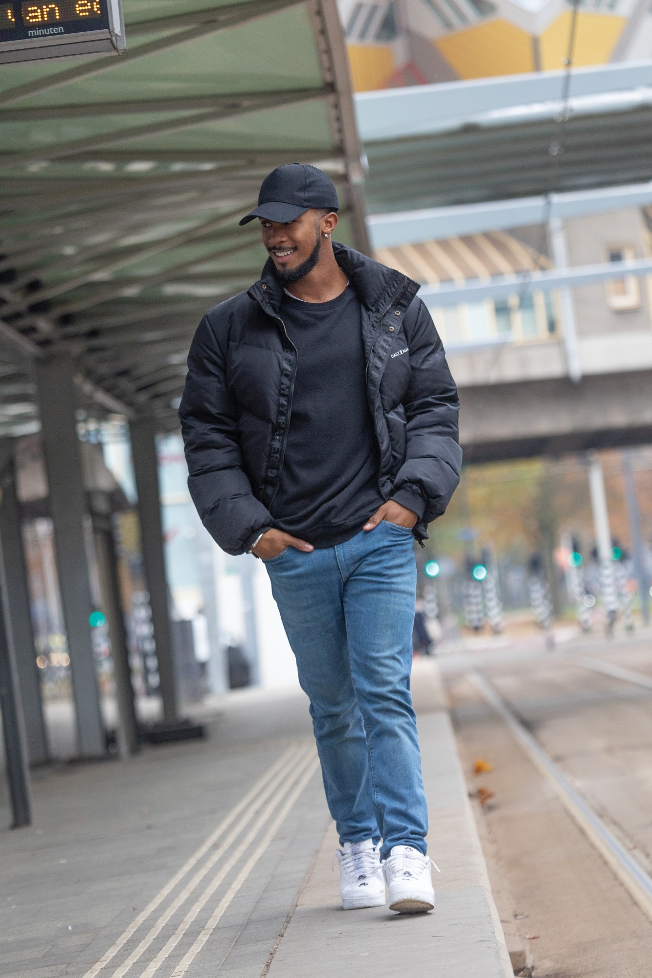 Picture of Impact 5 Panel 280gr Recycled Cotton Cap - AWARE - Black